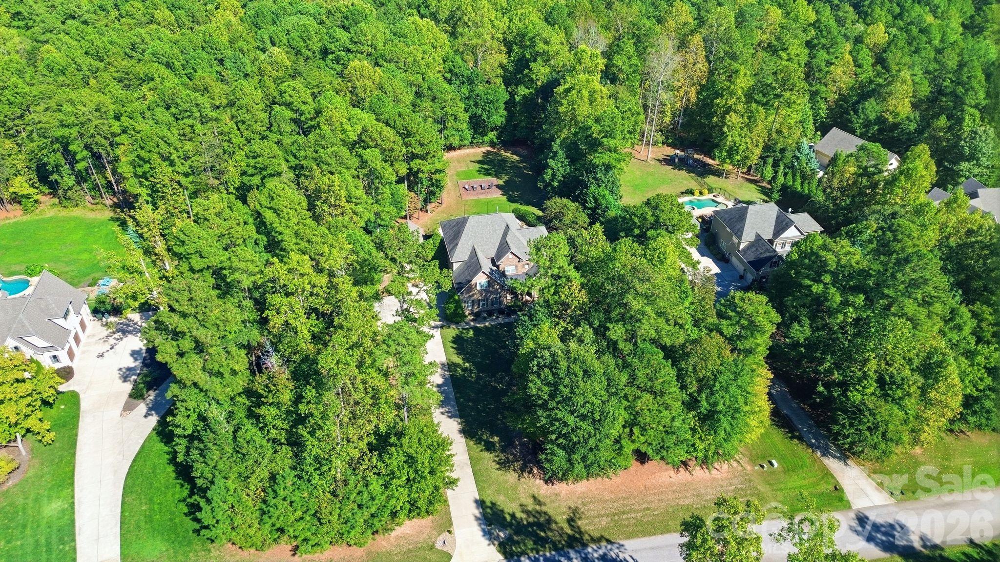 main property photo 41
