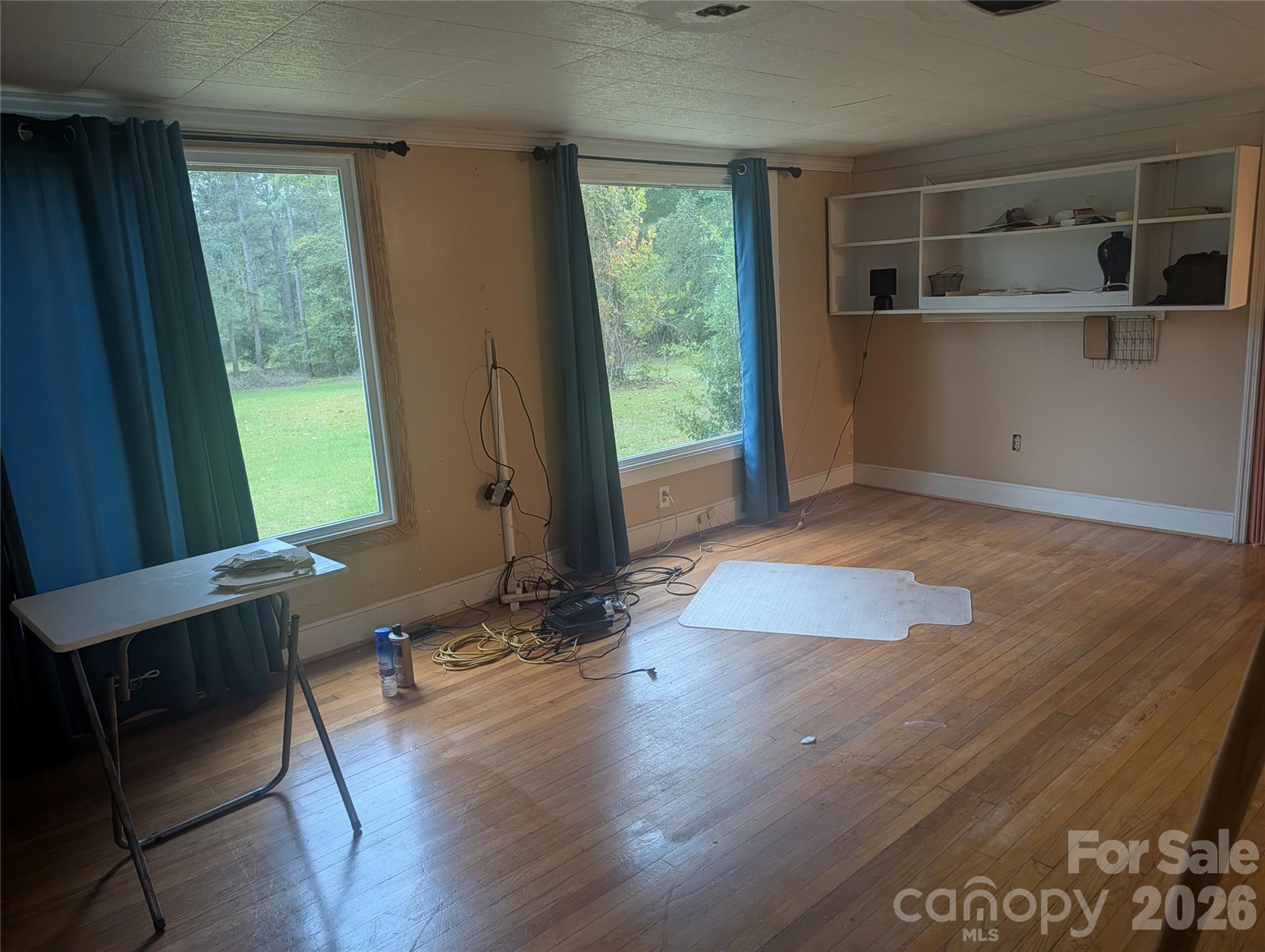 main property photo 6