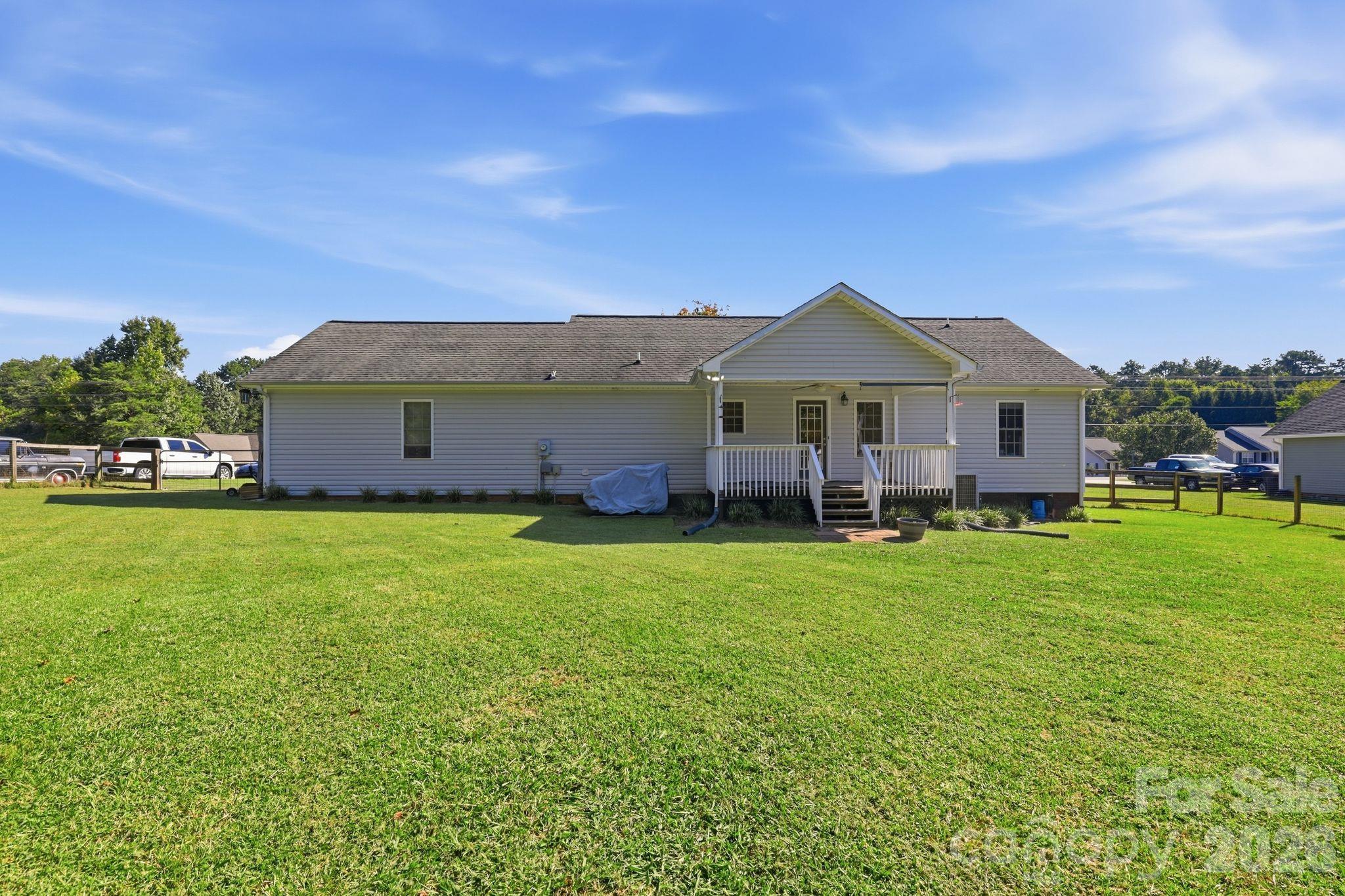 main property photo 29