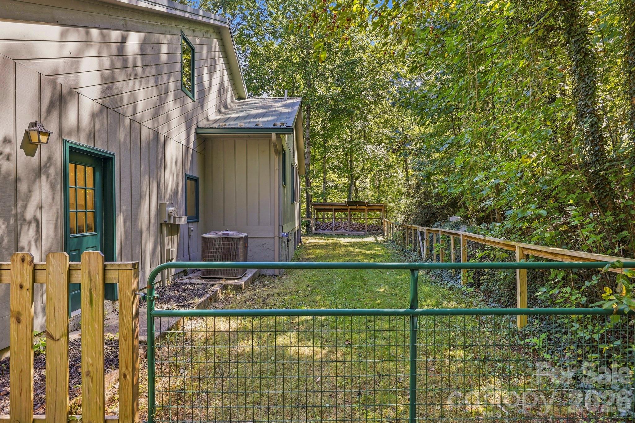 main property photo 26