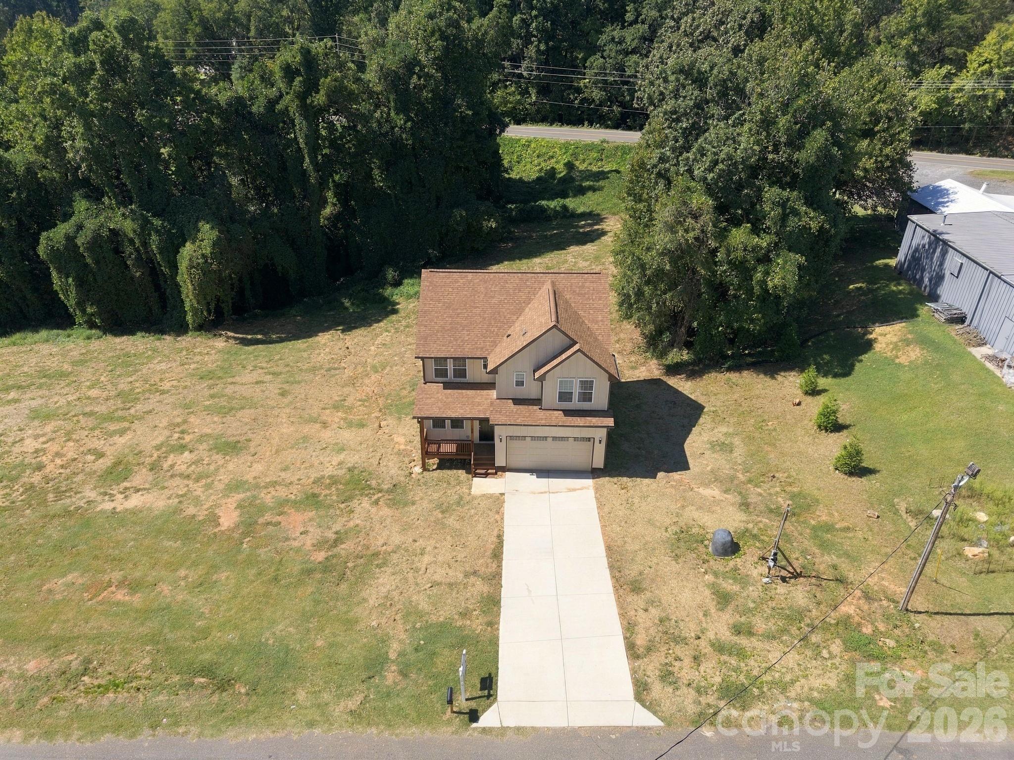 main property photo 31