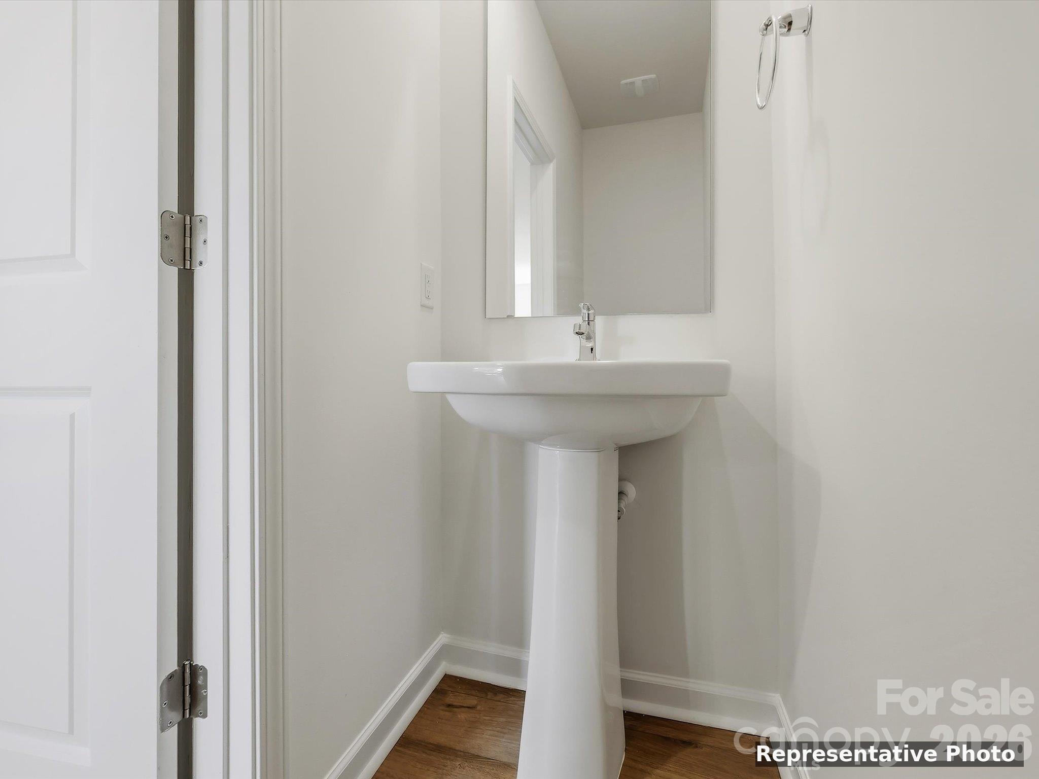 main property photo 17