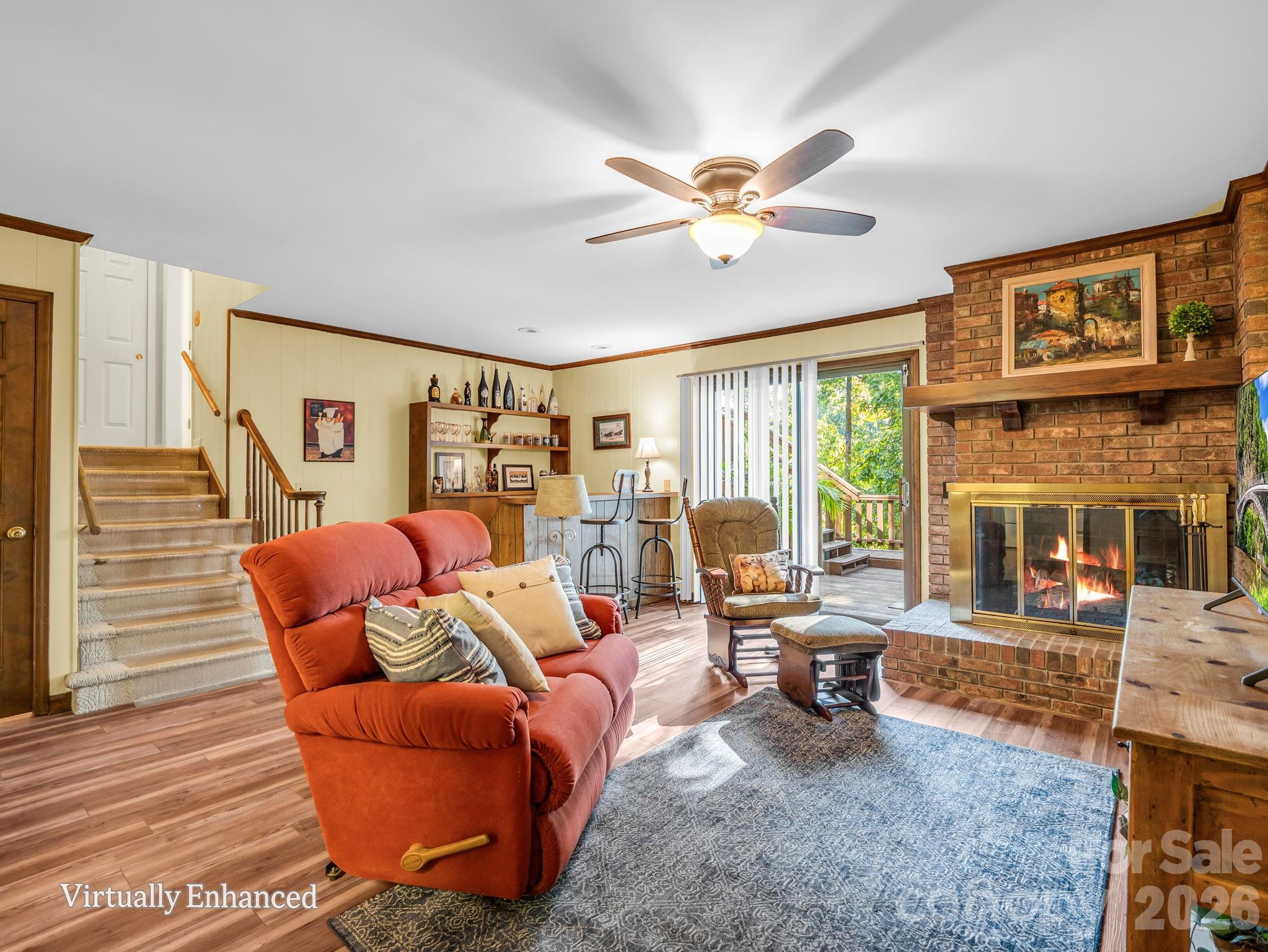 main property photo 28