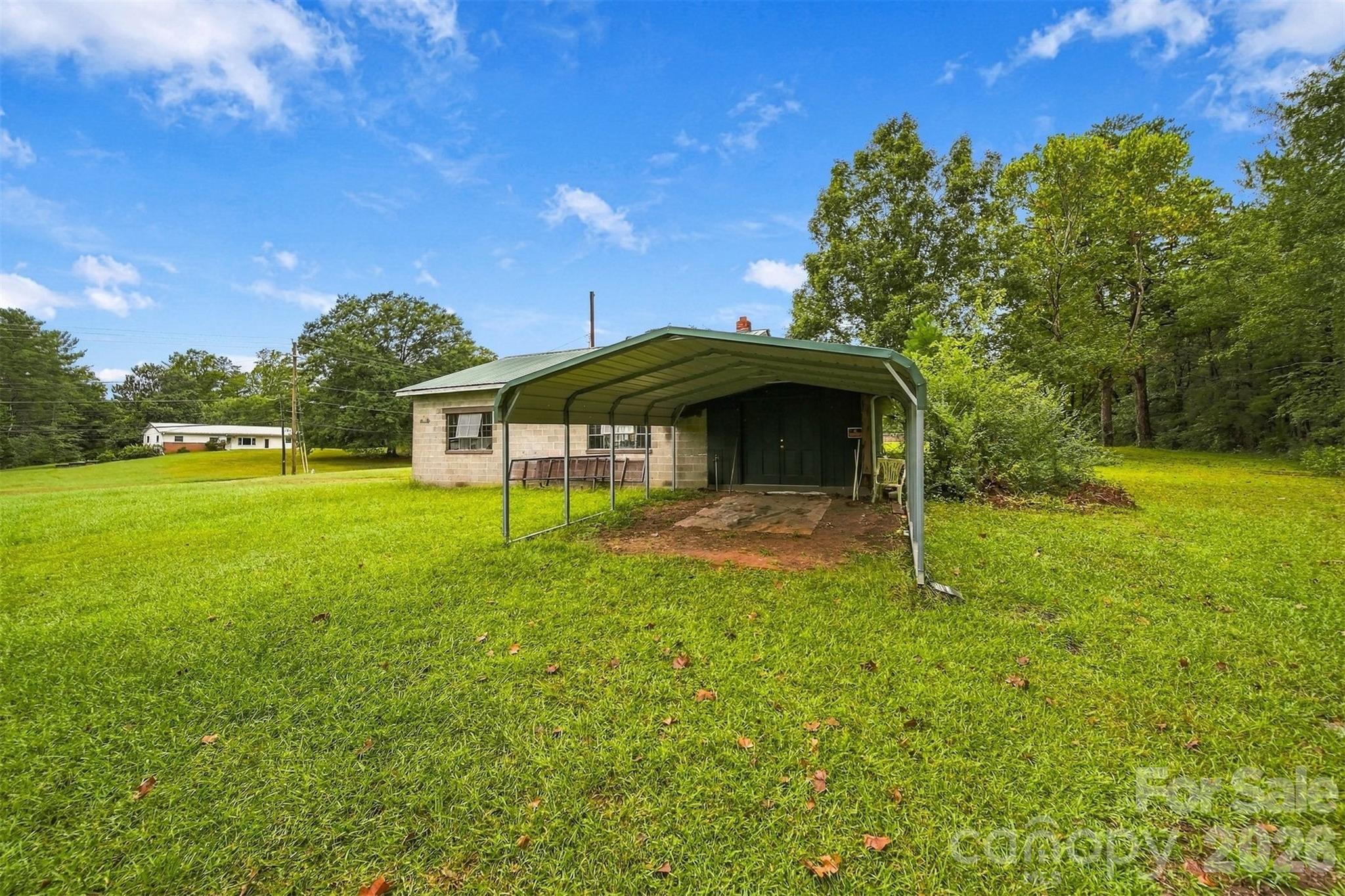 main property photo 12