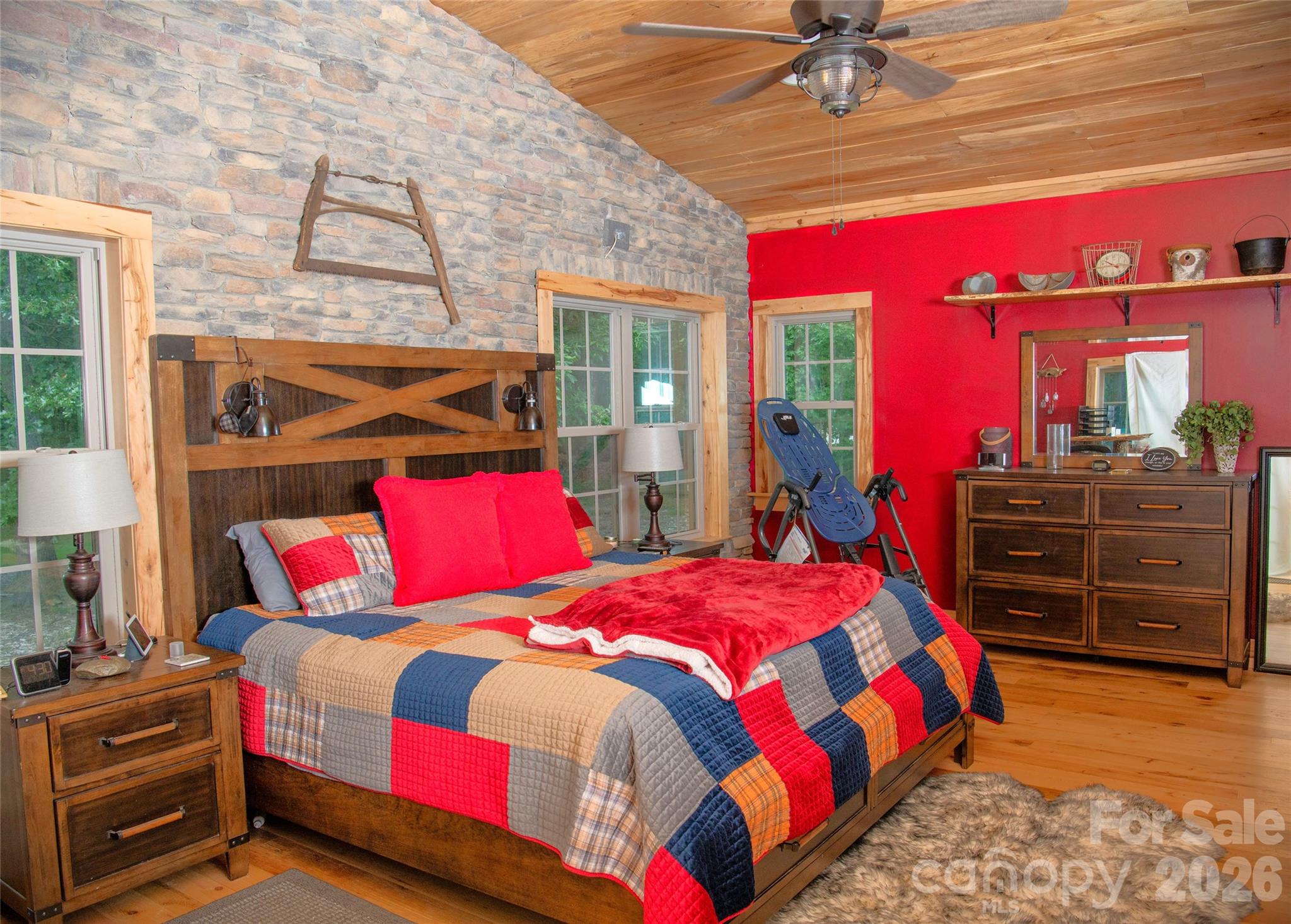 main property photo 22