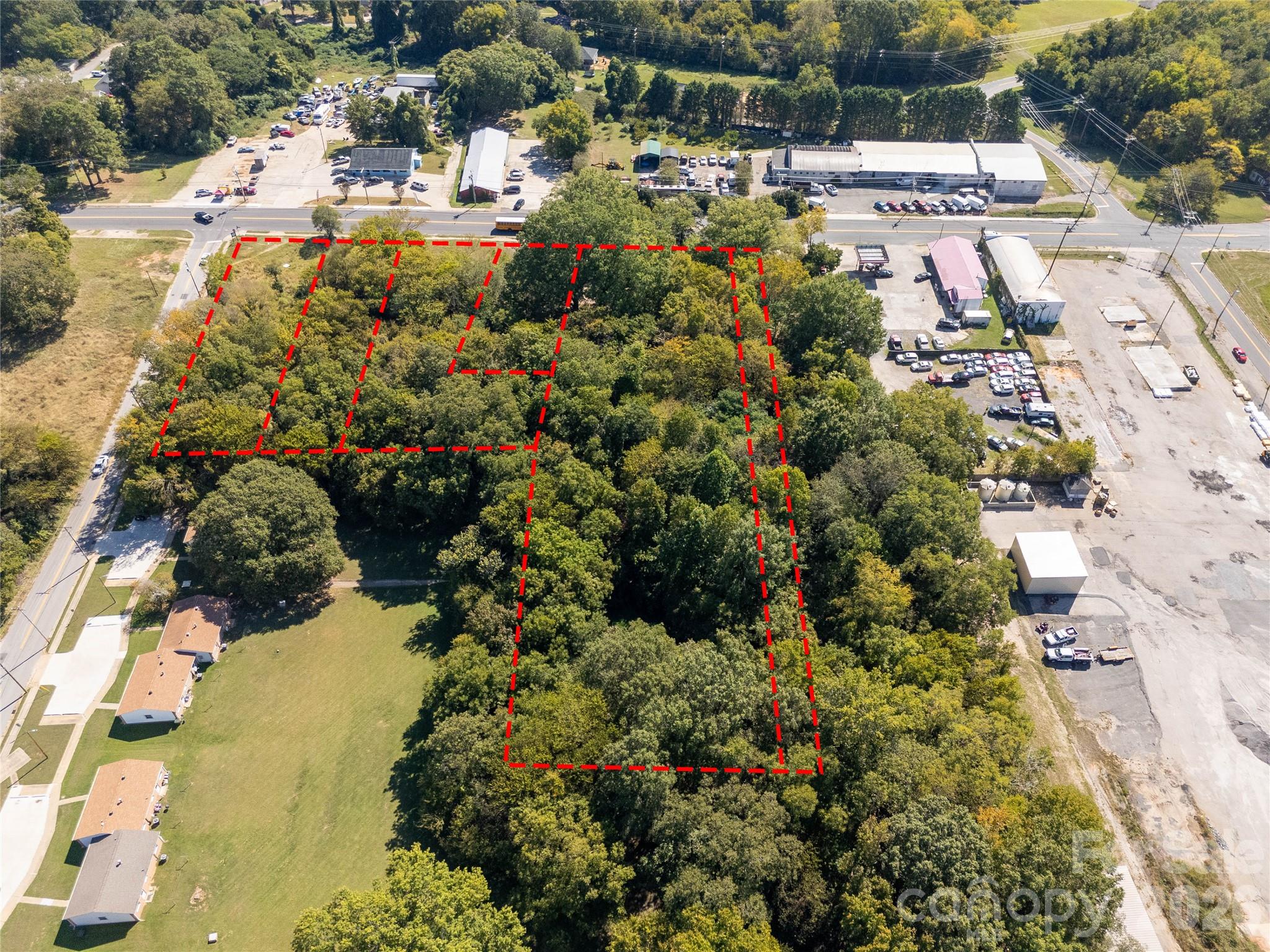 main property photo 14