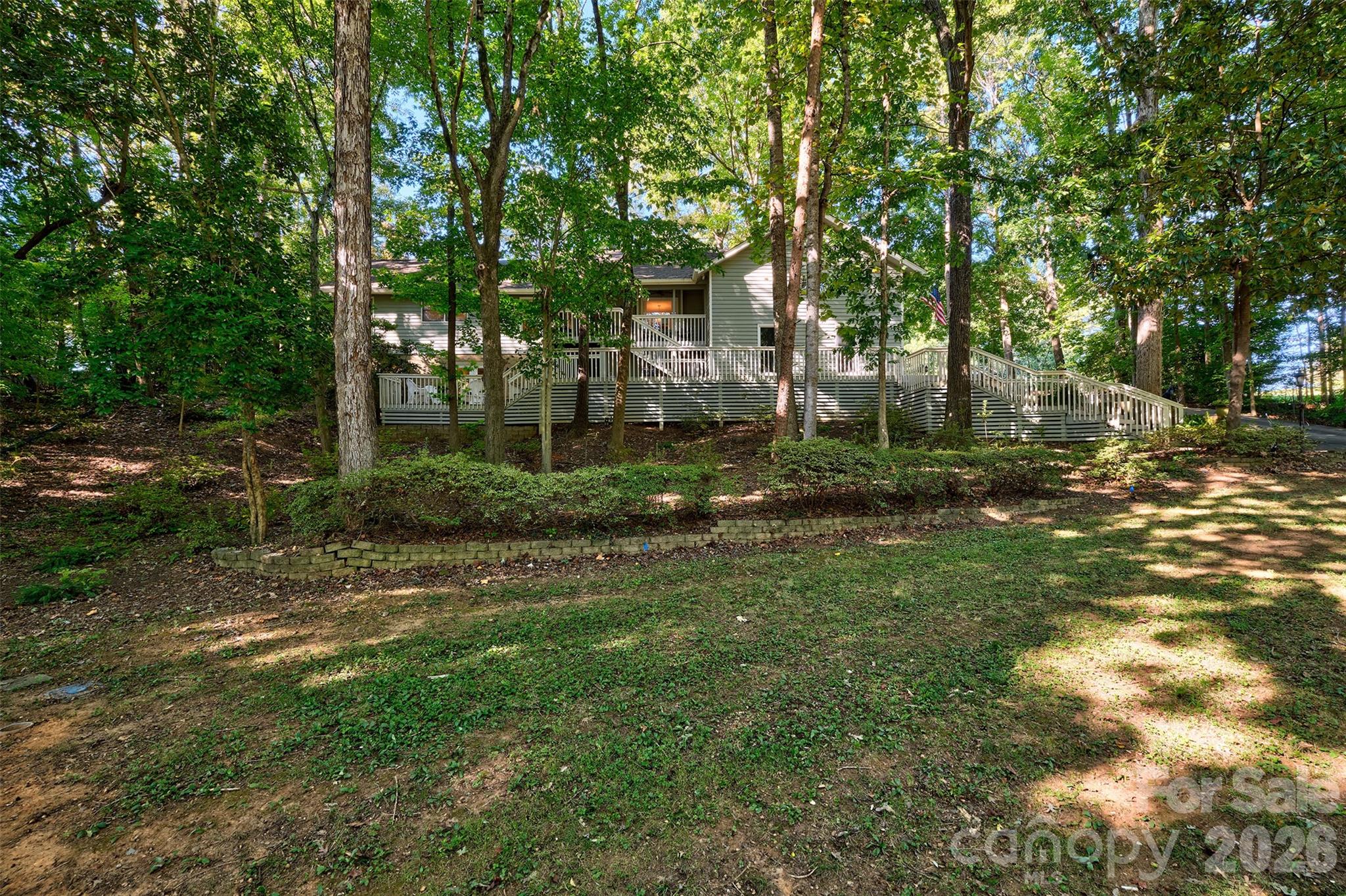 main property photo 41