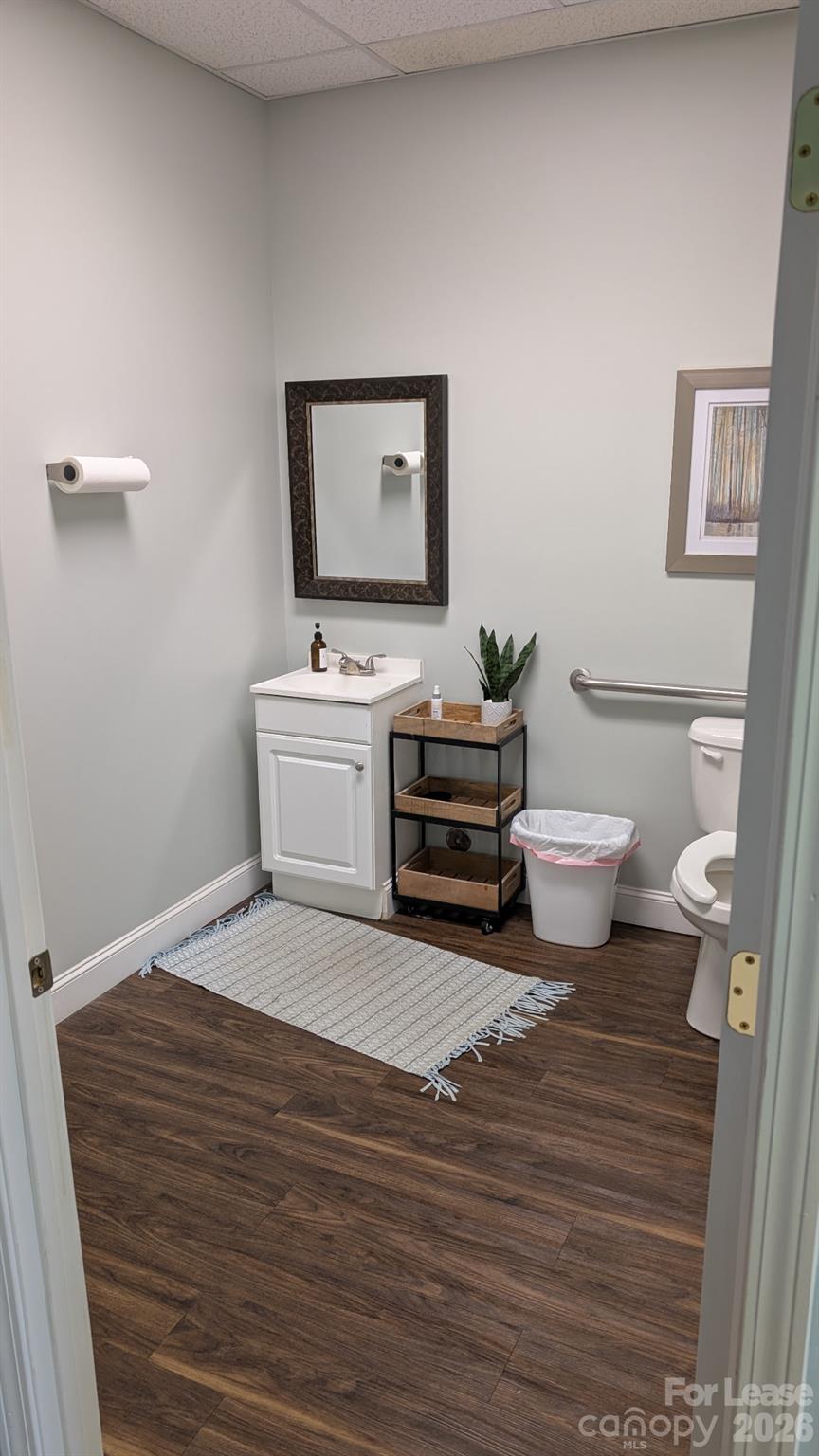 main property photo 6