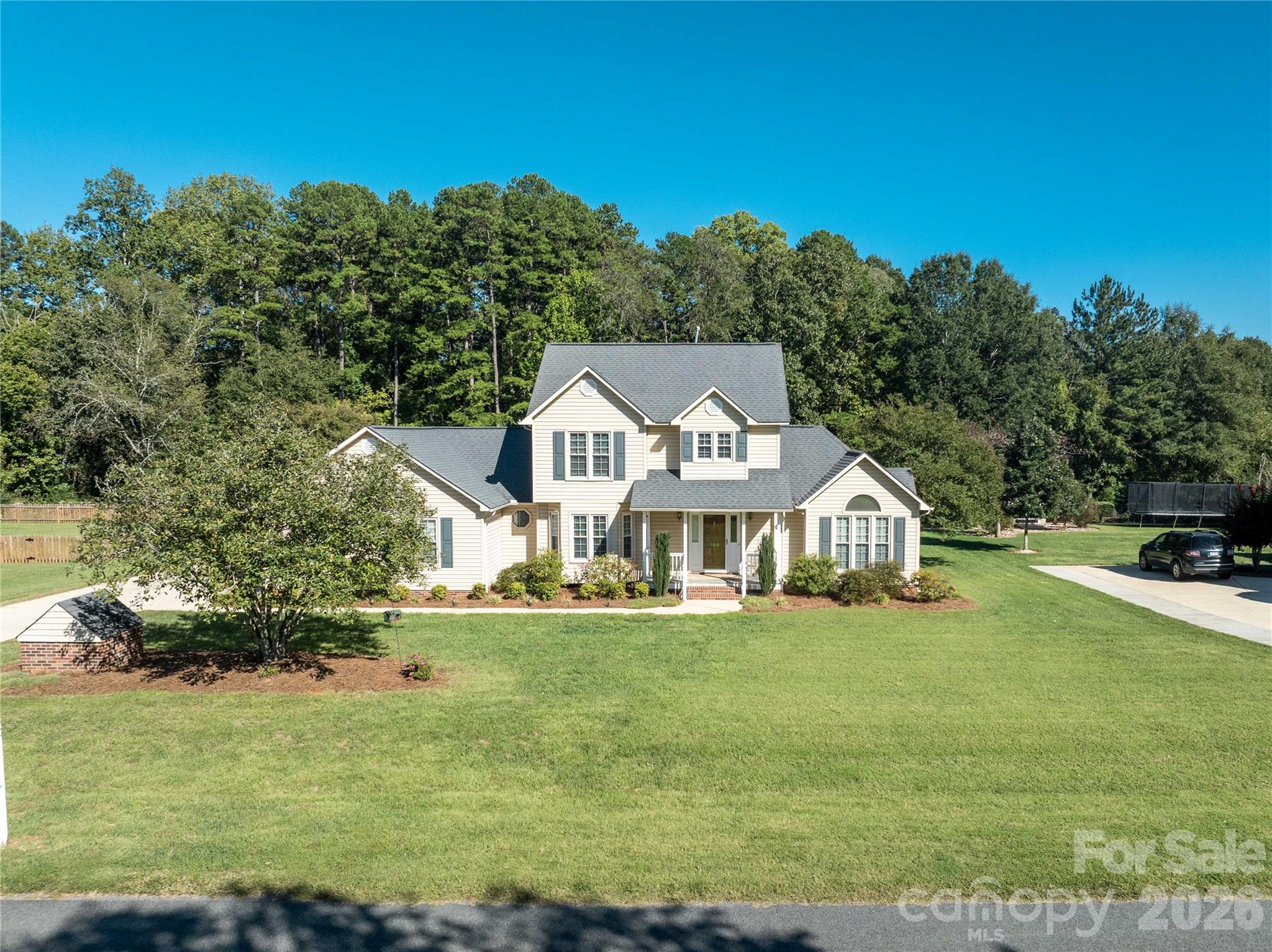 main property photo 24