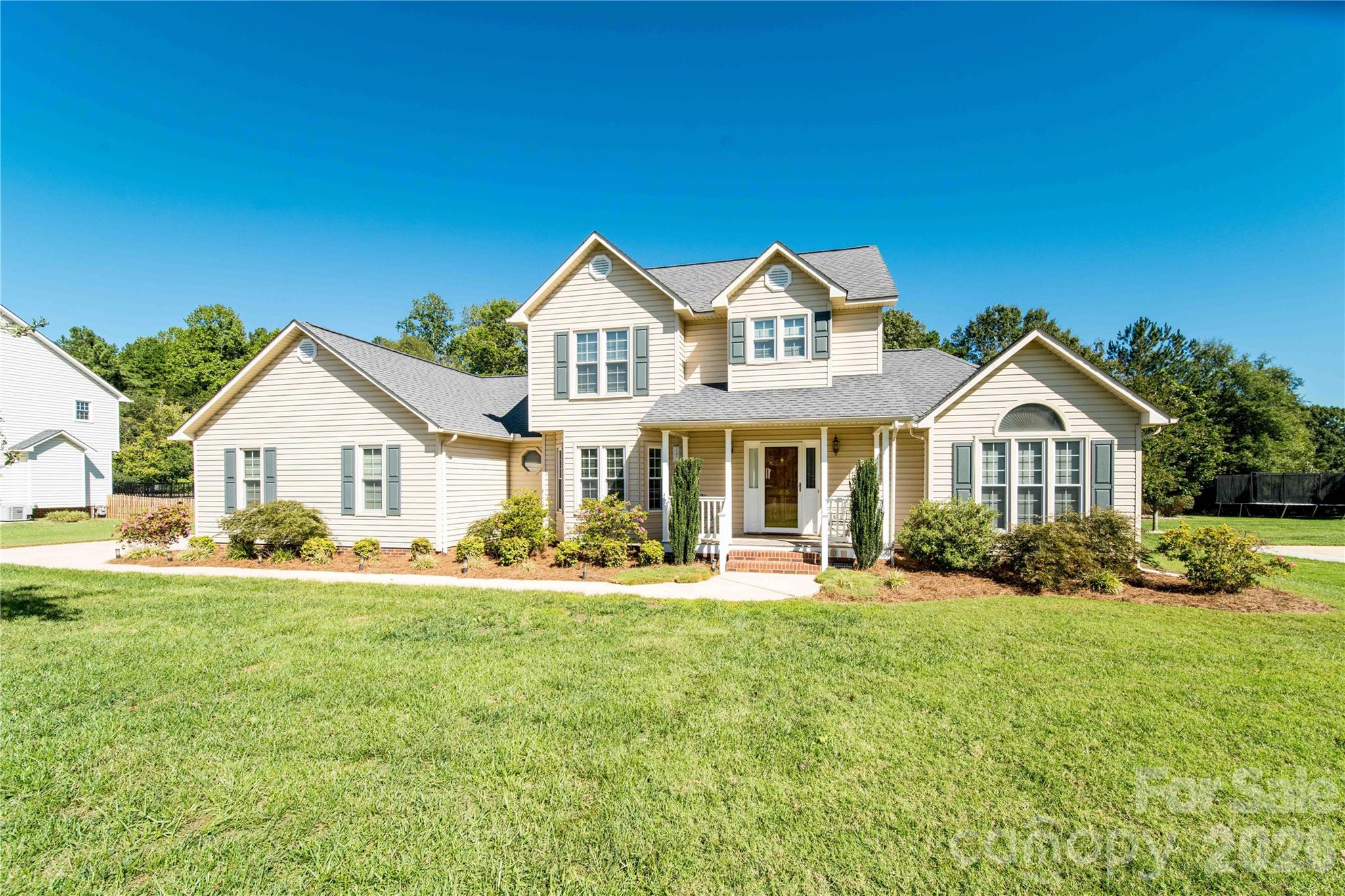 main property photo 36