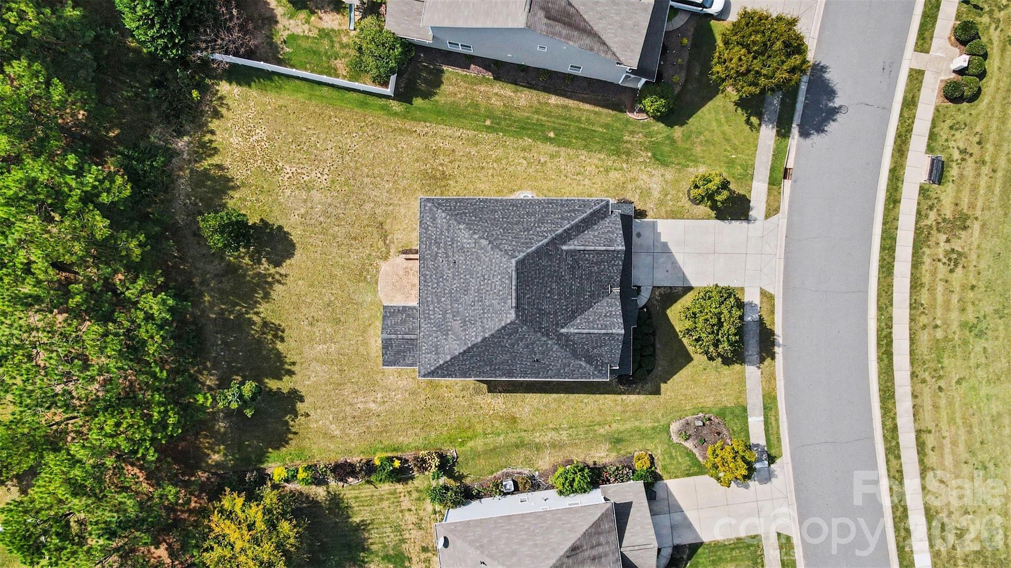 main property photo 39