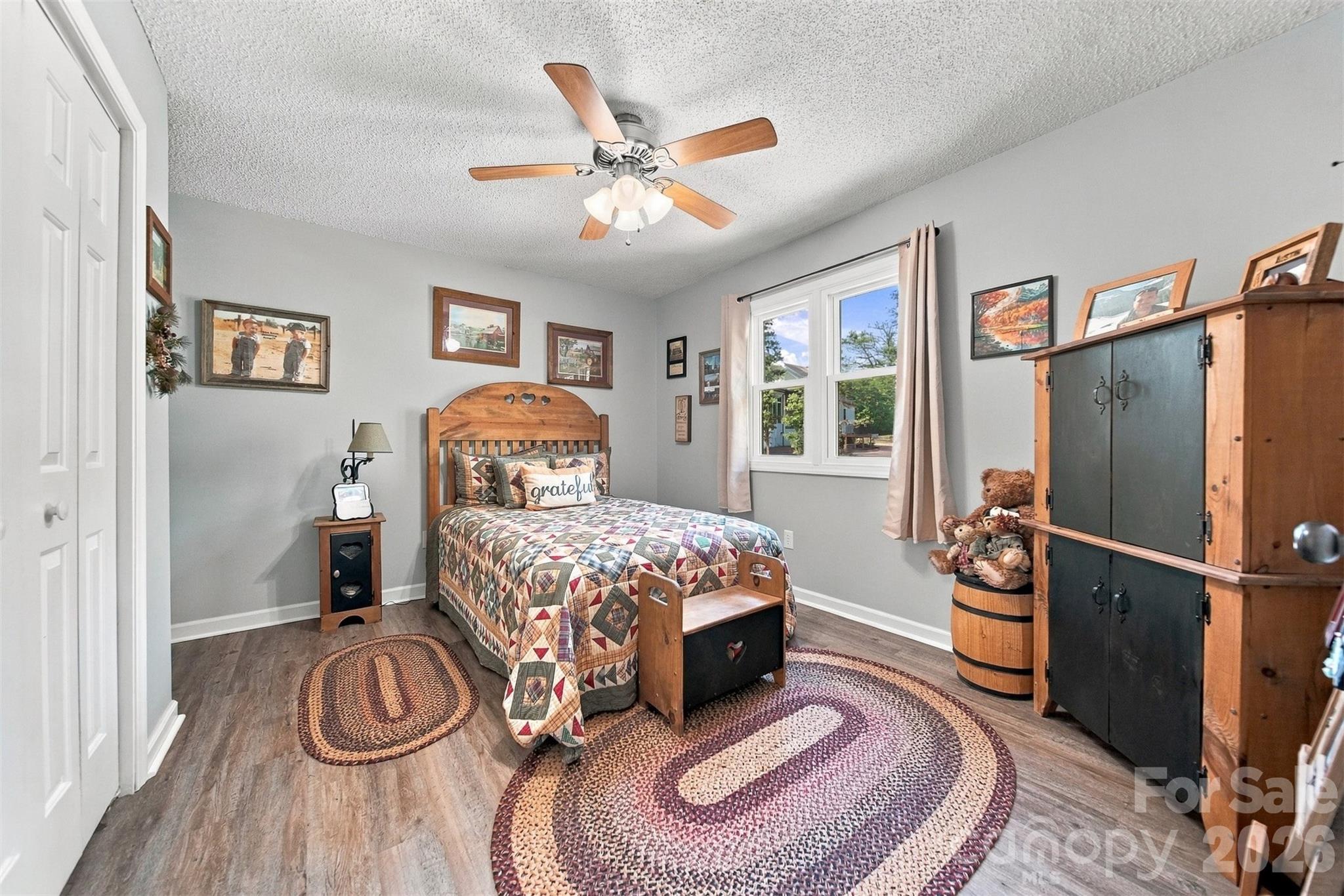 main property photo 20
