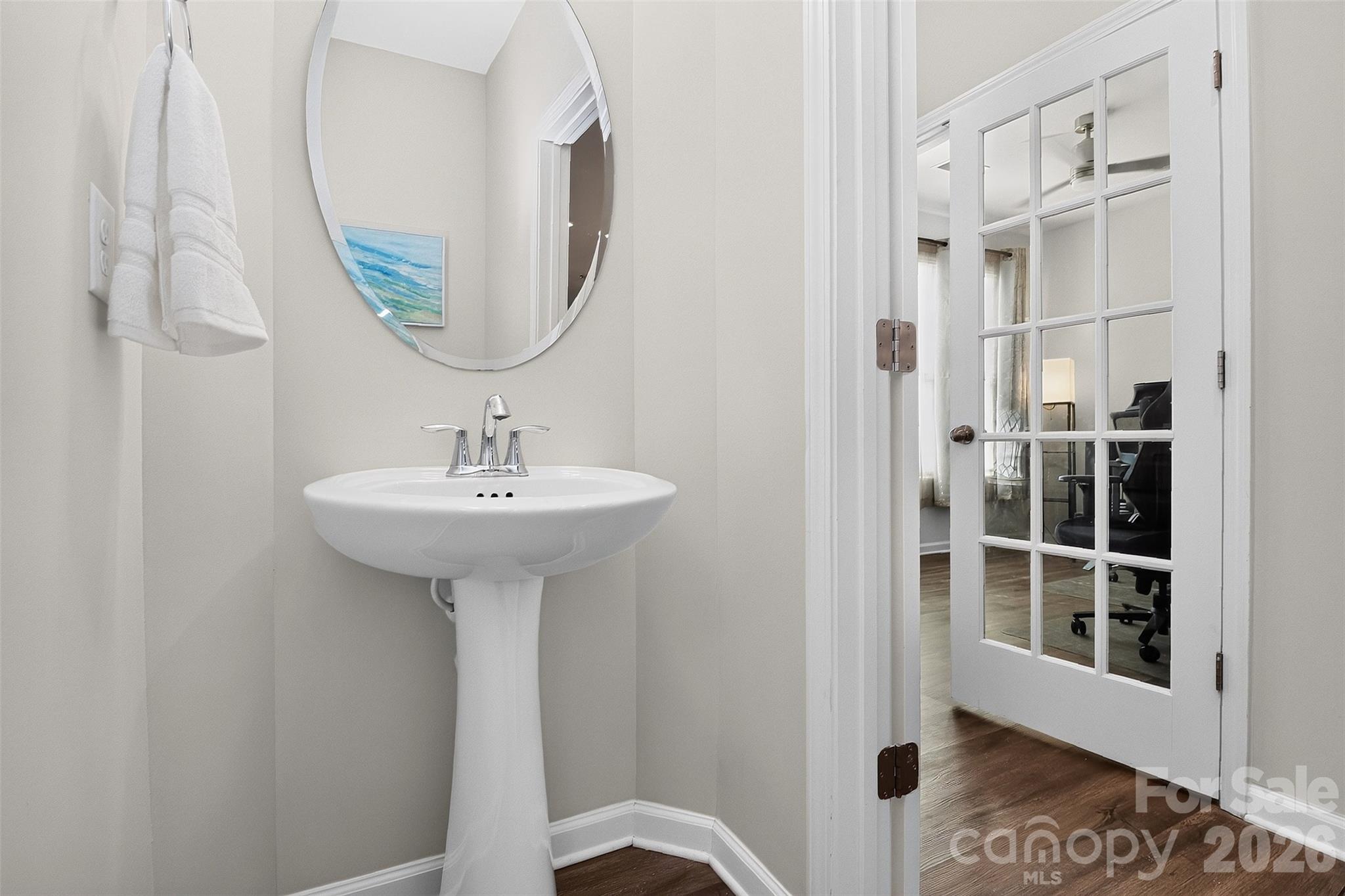 main property photo 31