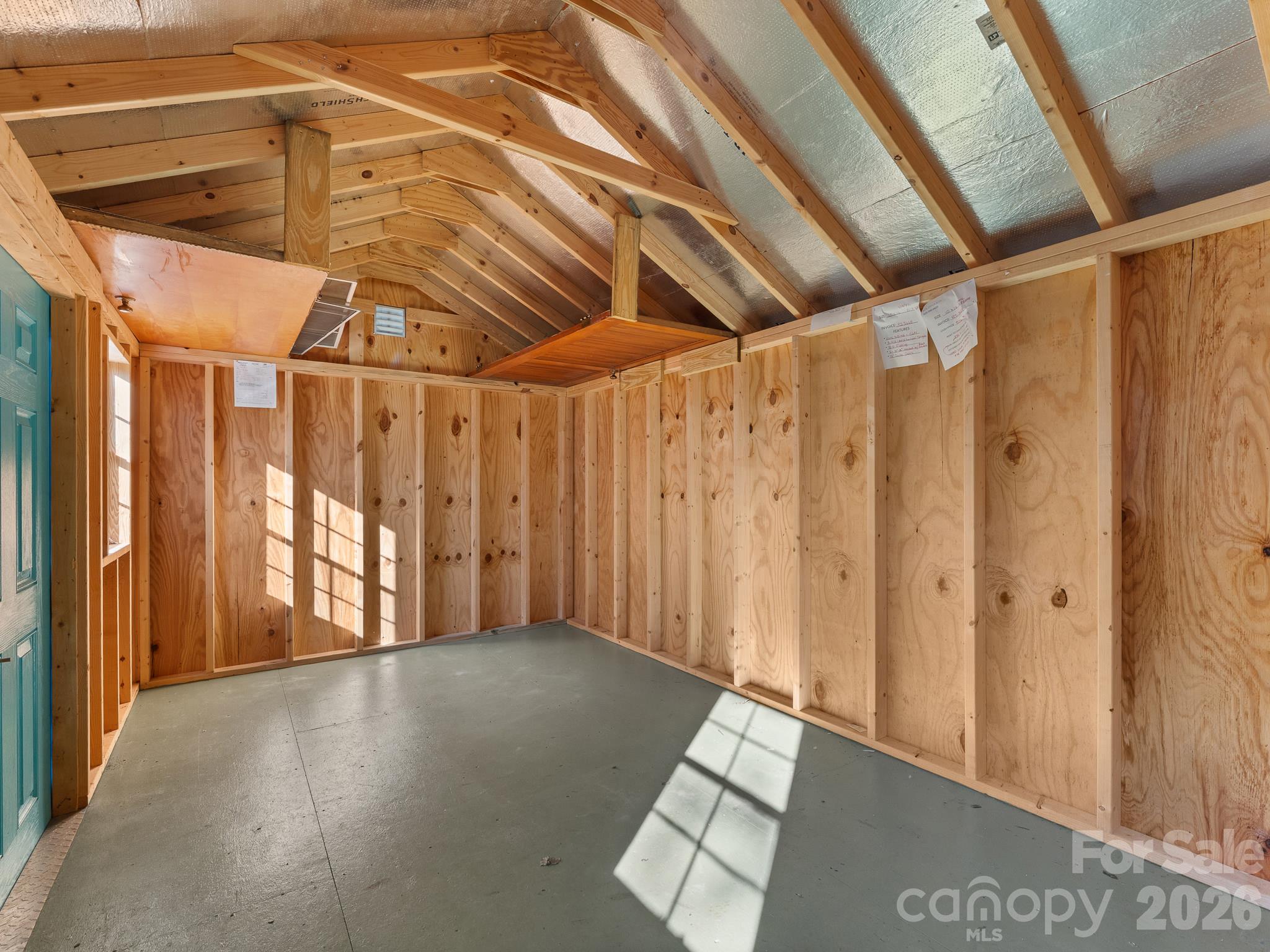 main property photo 45