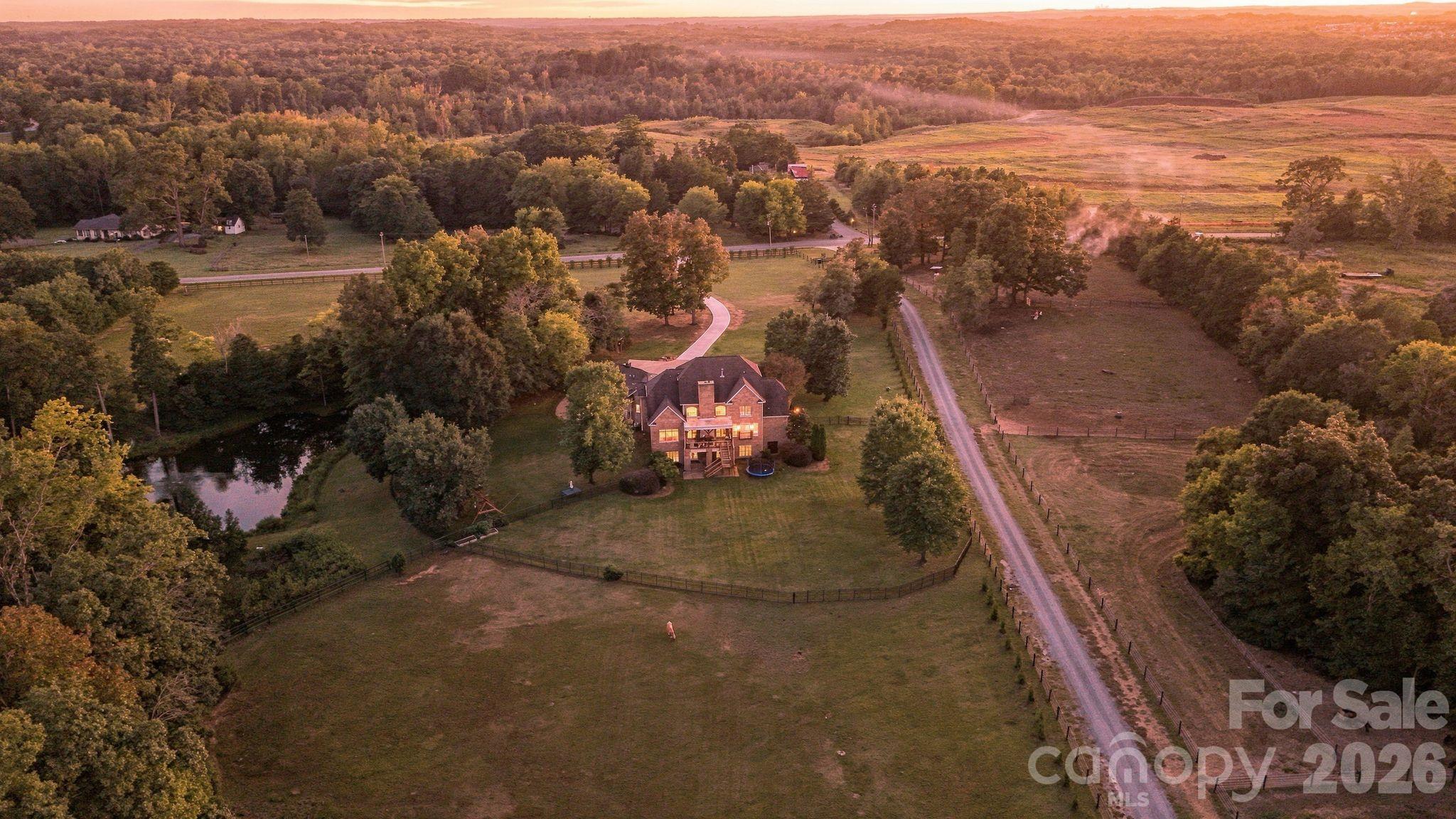 main property photo 41