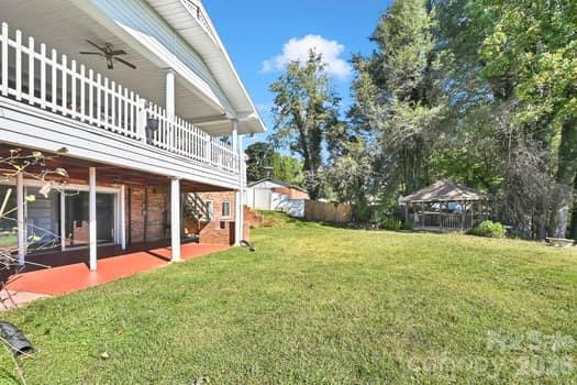 main property photo 40