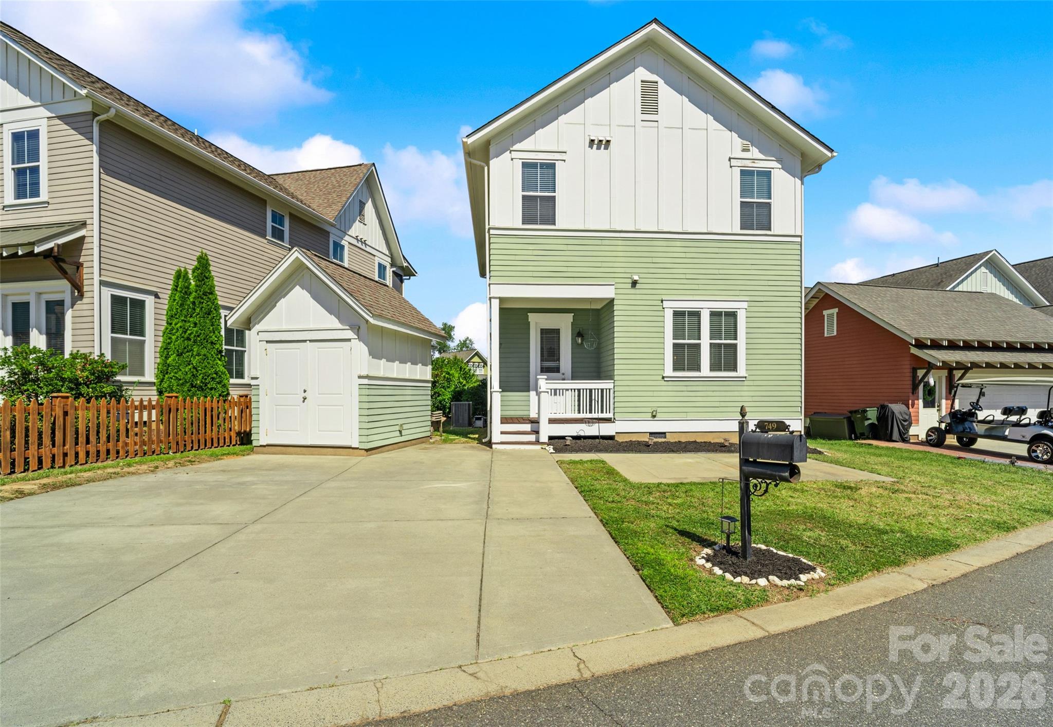 main property photo 32
