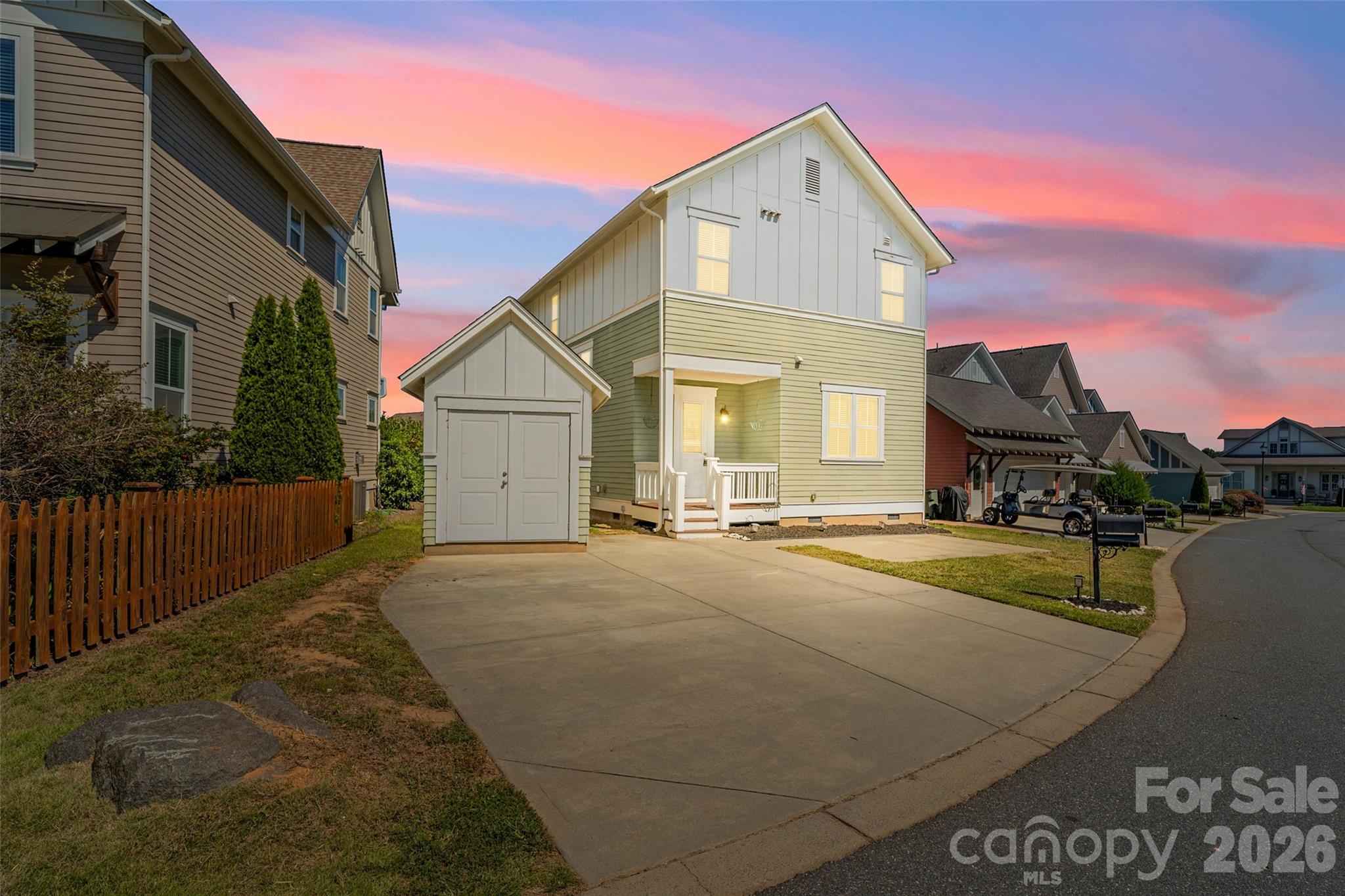 main property photo 33