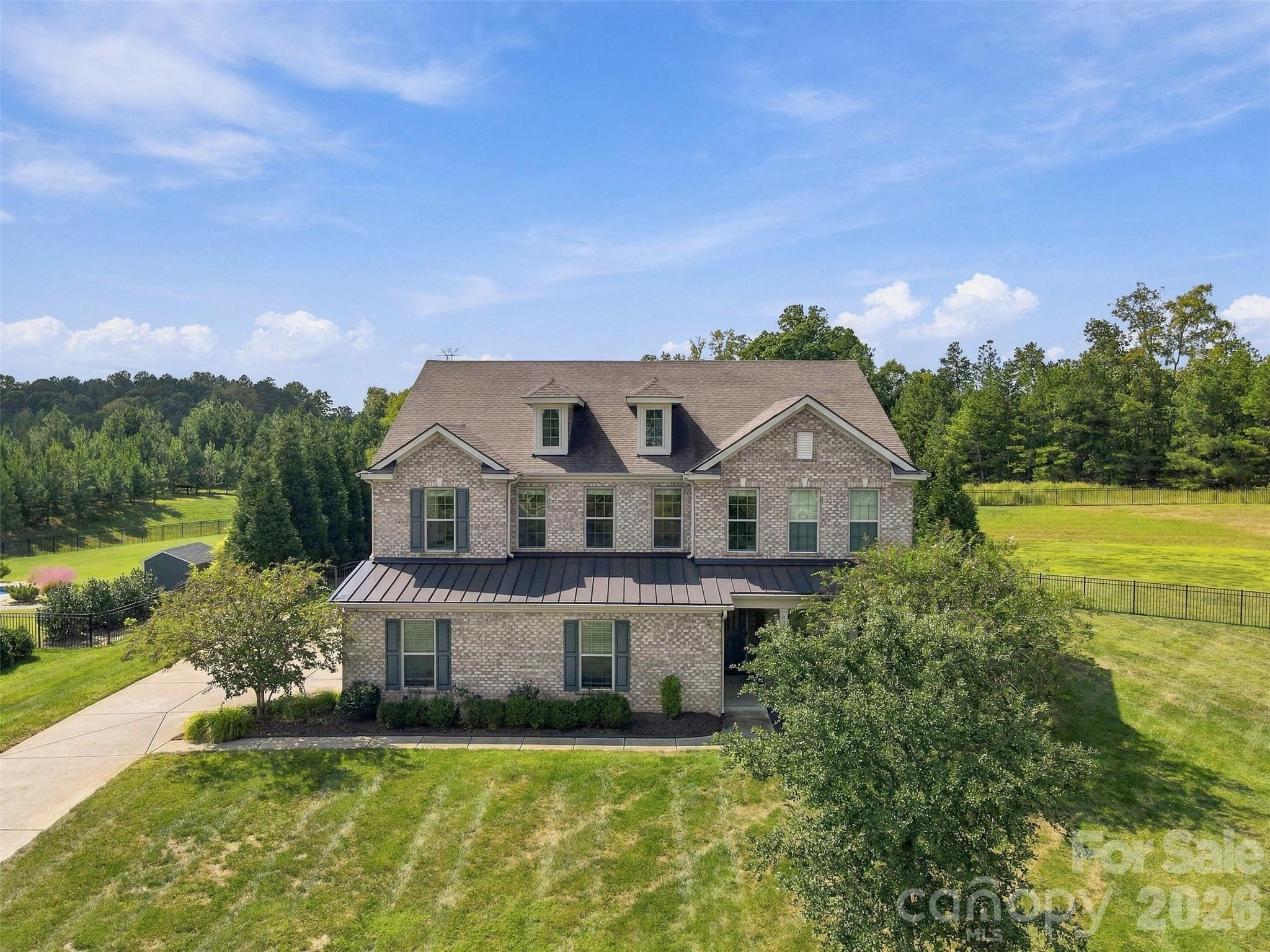 main property photo 47