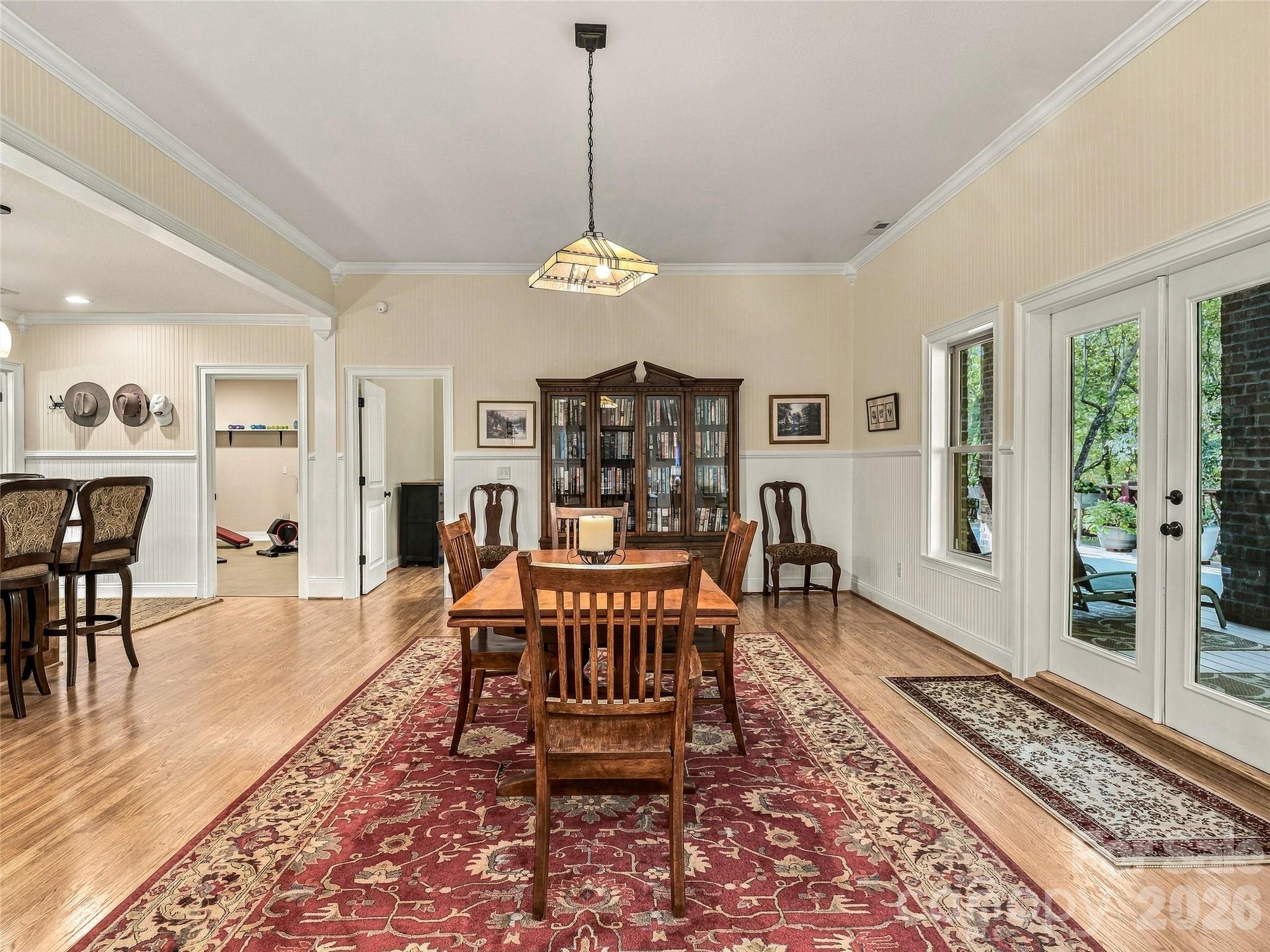 main property photo 30