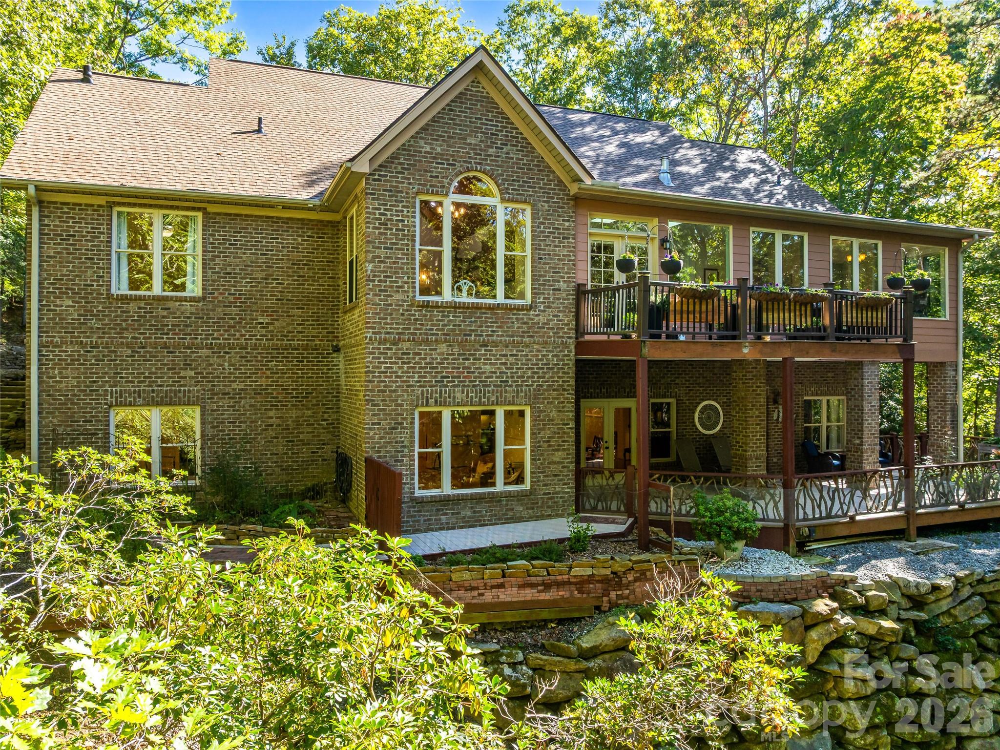 main property photo 38