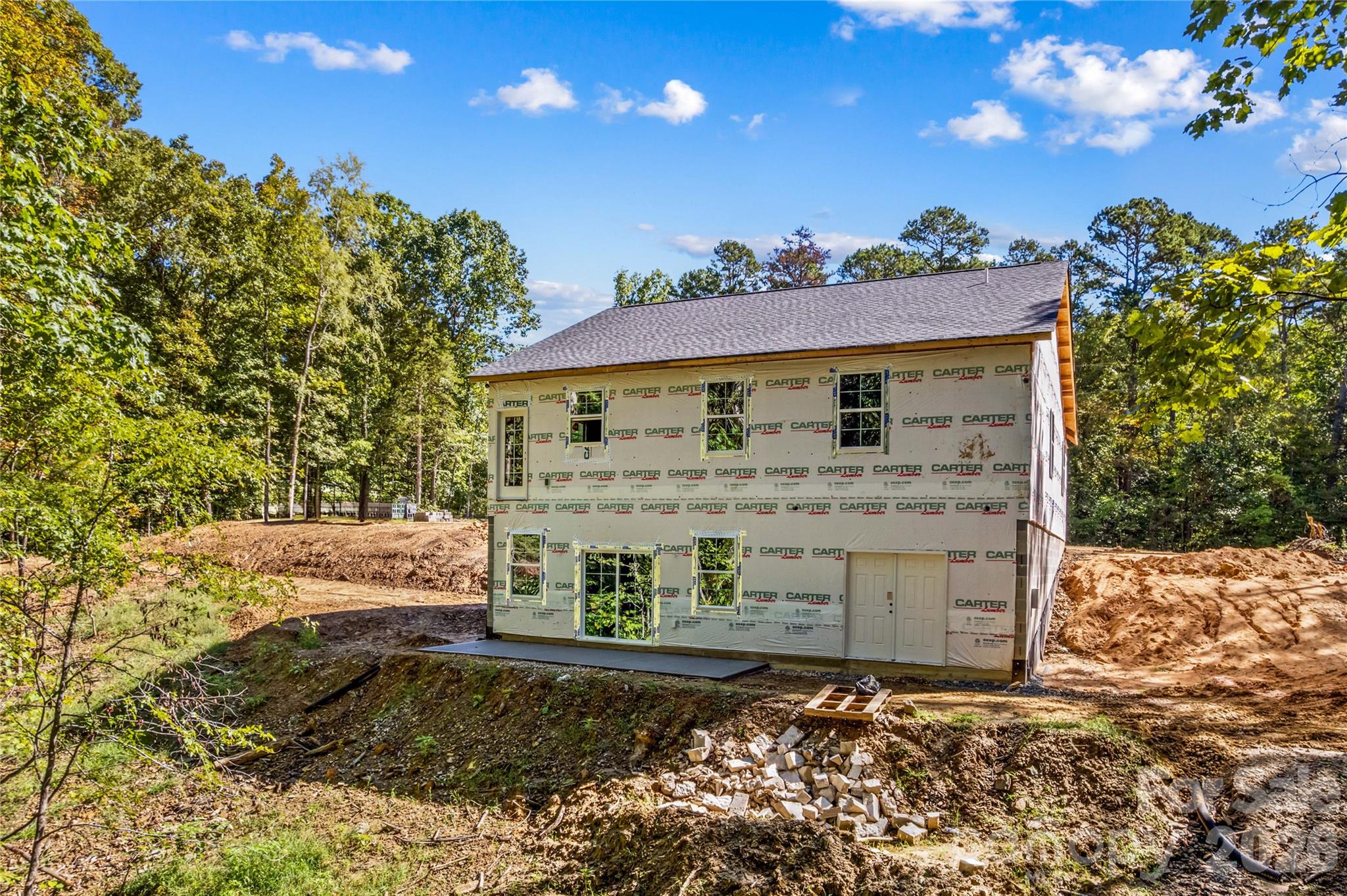 main property photo 35