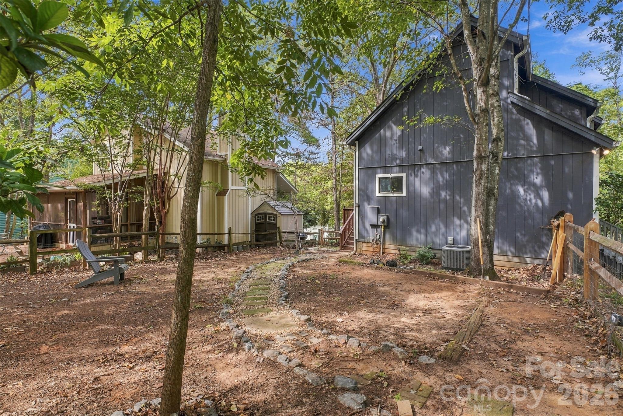 main property photo 33