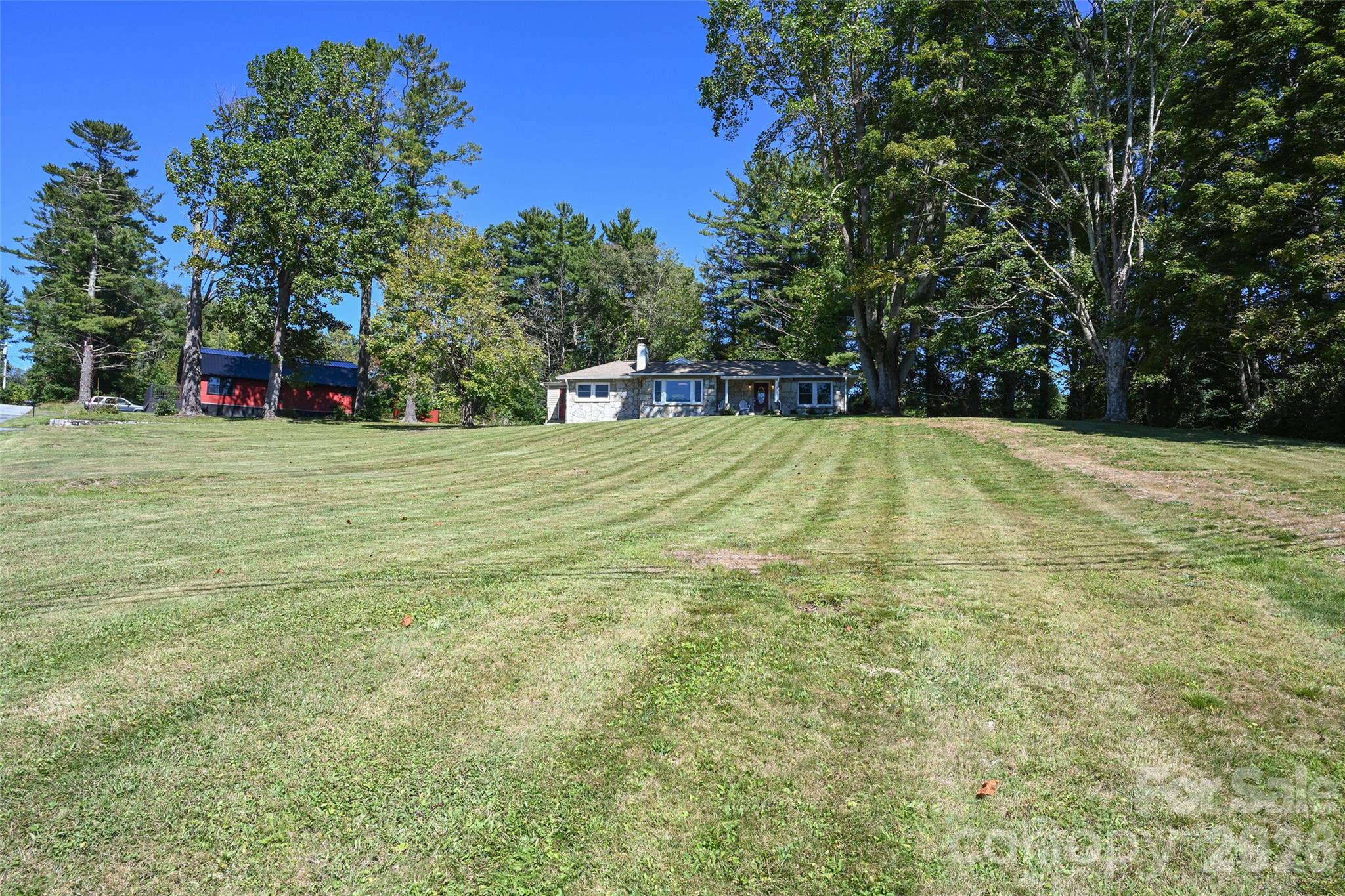 main property photo 38