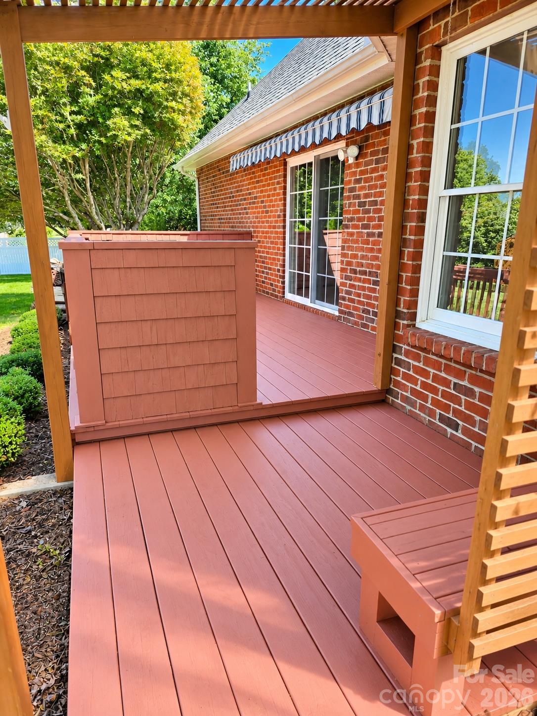 main property photo 33