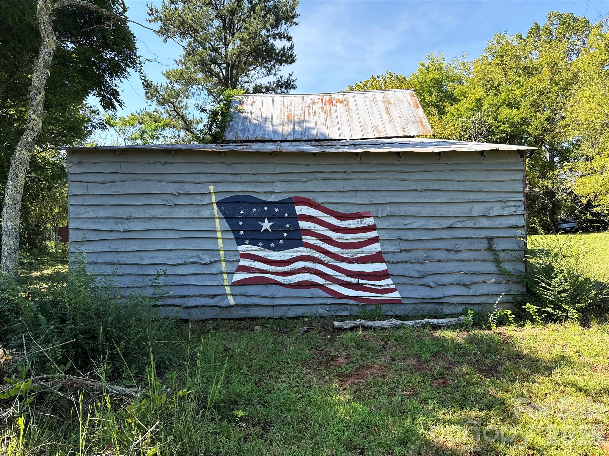 main property photo 34