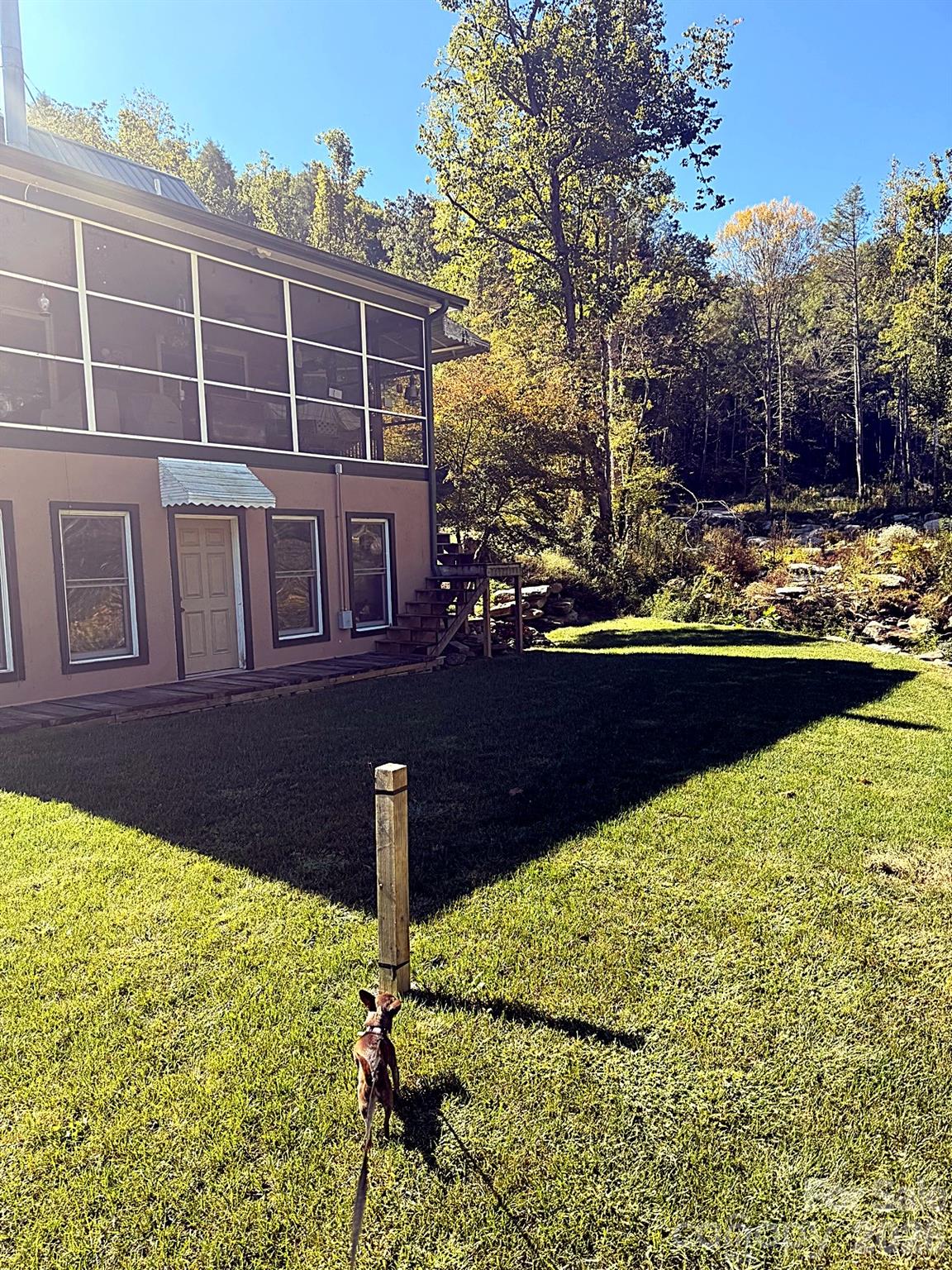 main property photo 5
