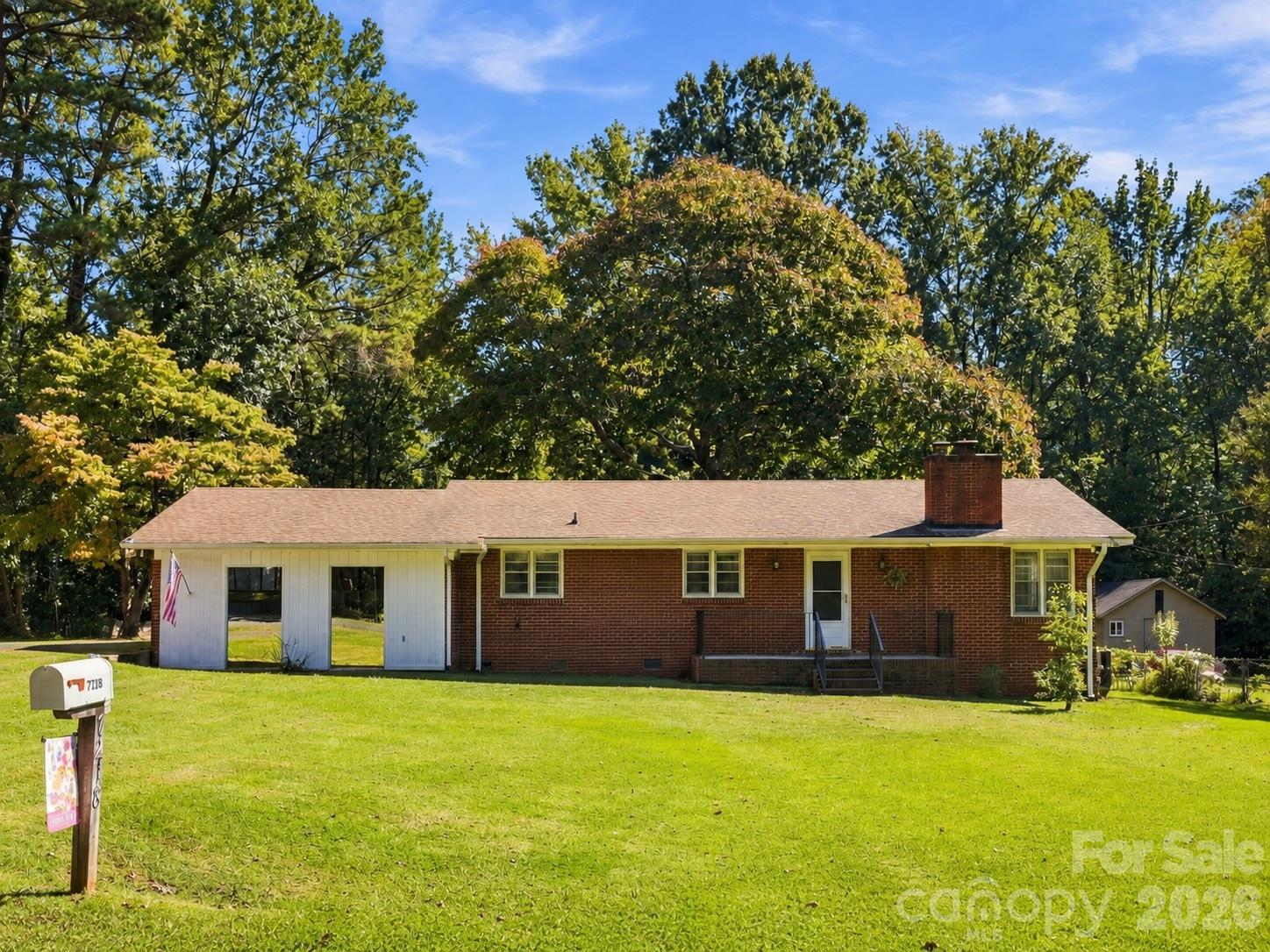 main property photo 7