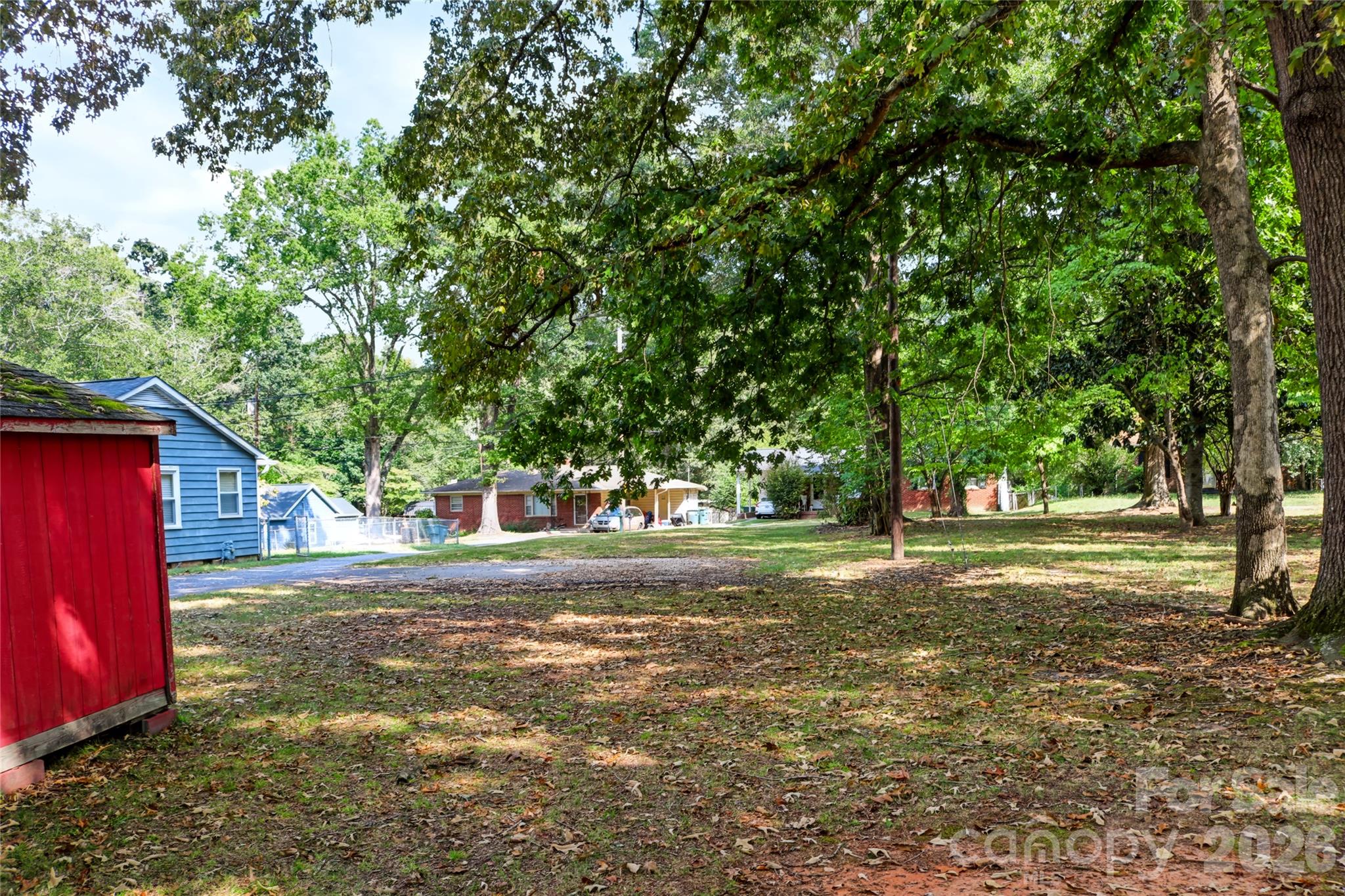 main property photo 26