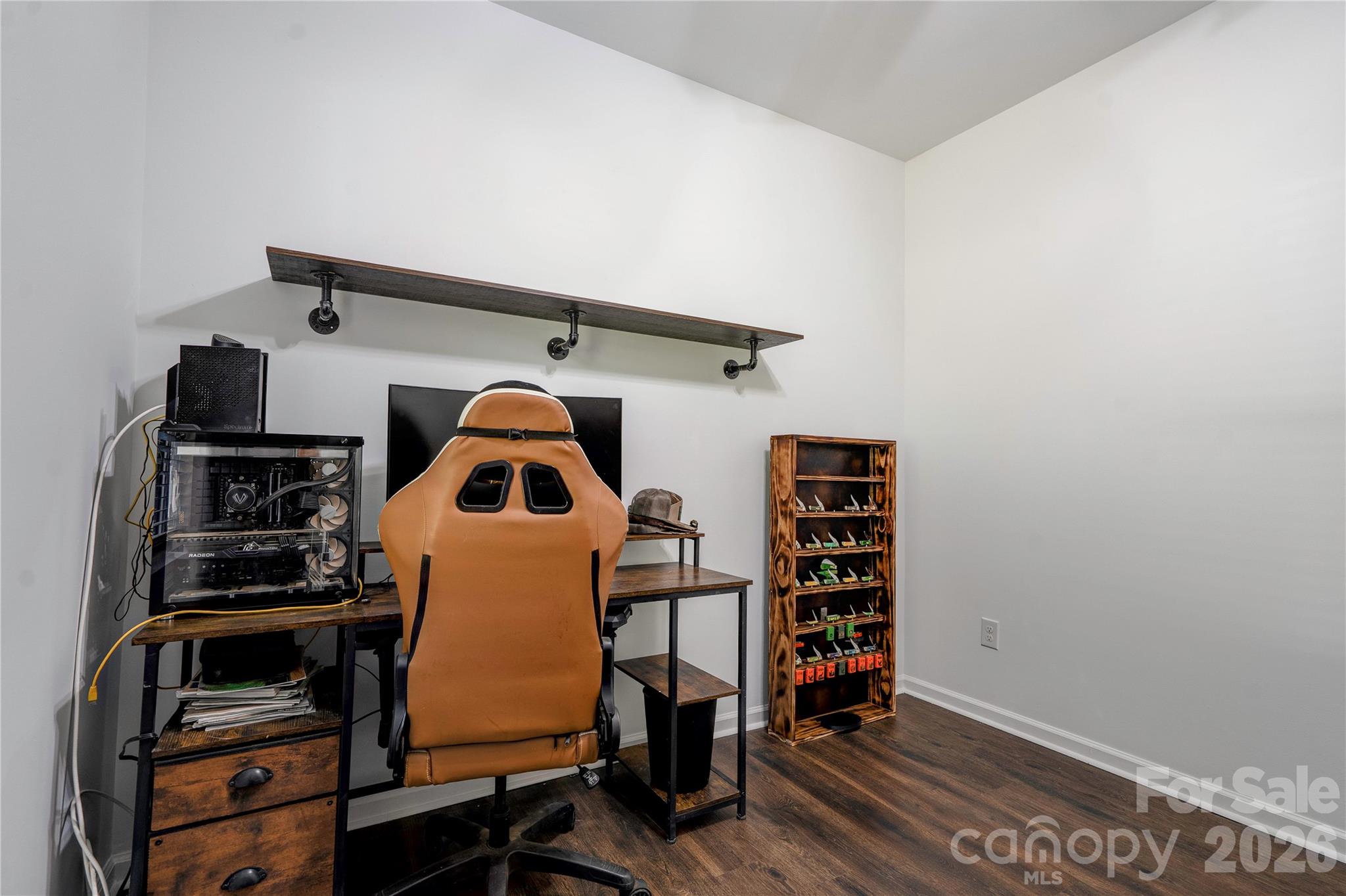 main property photo 24