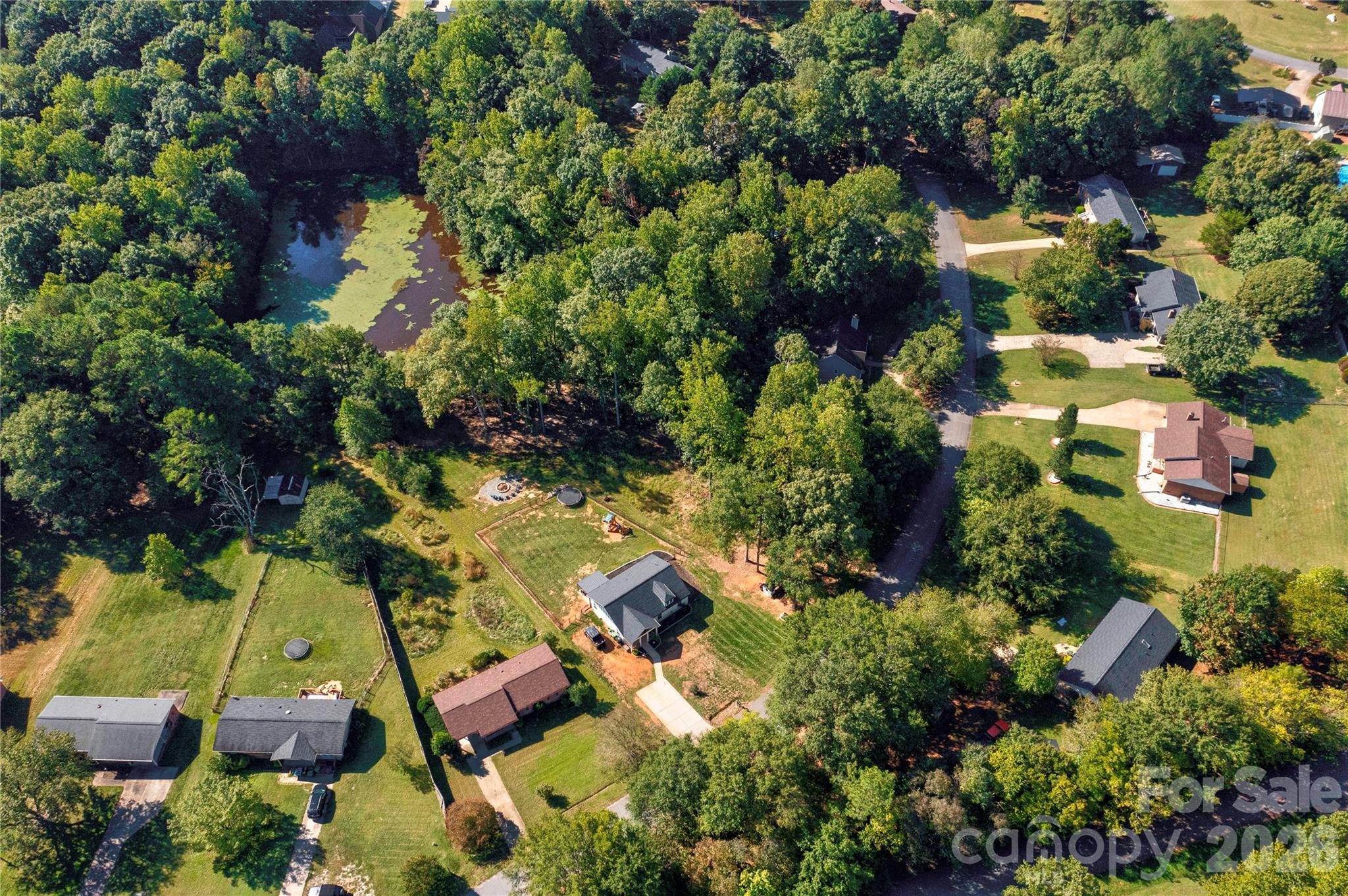 main property photo 40
