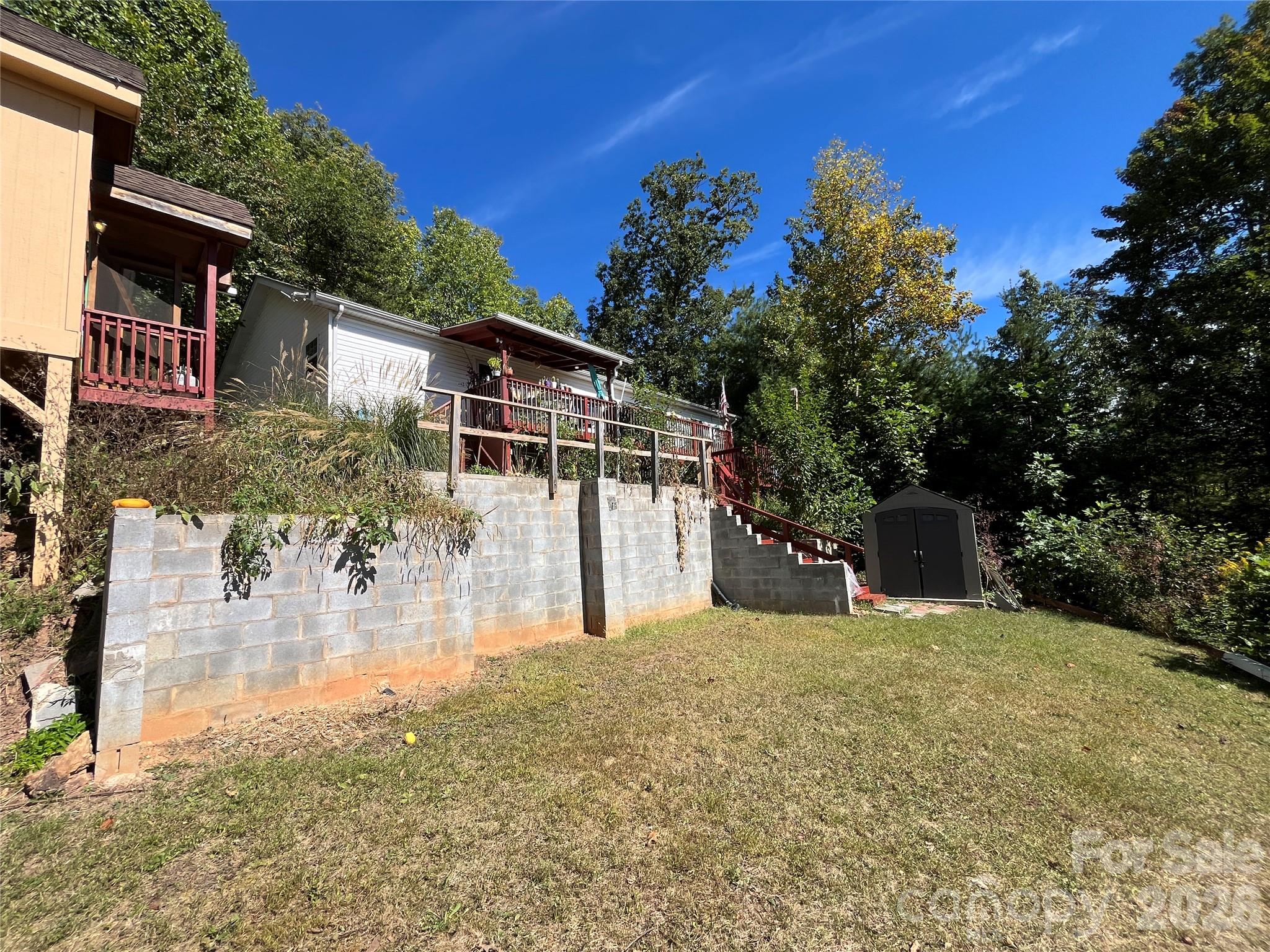 main property photo 12