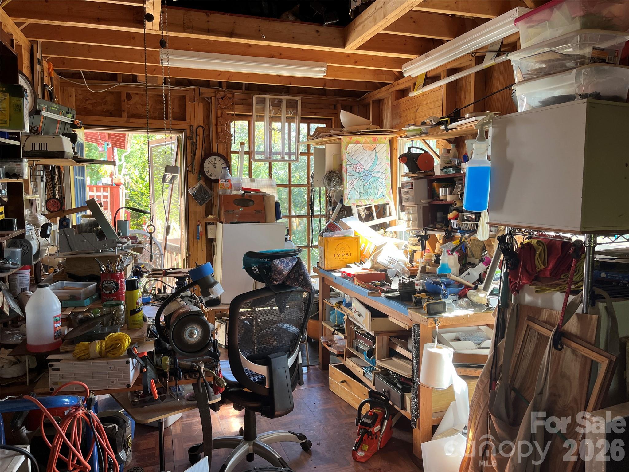 main property photo 13