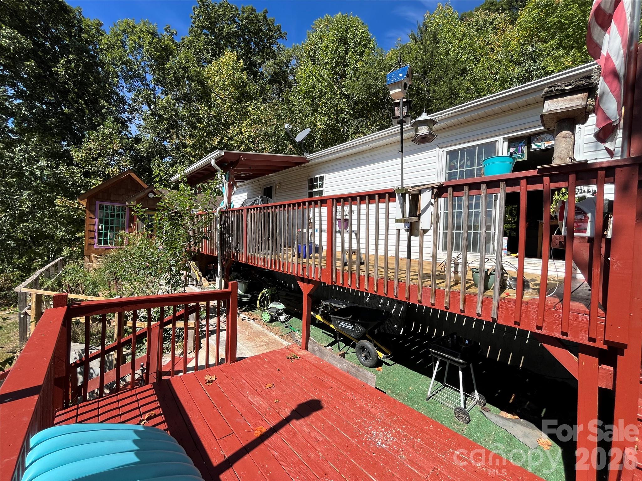 main property photo 20