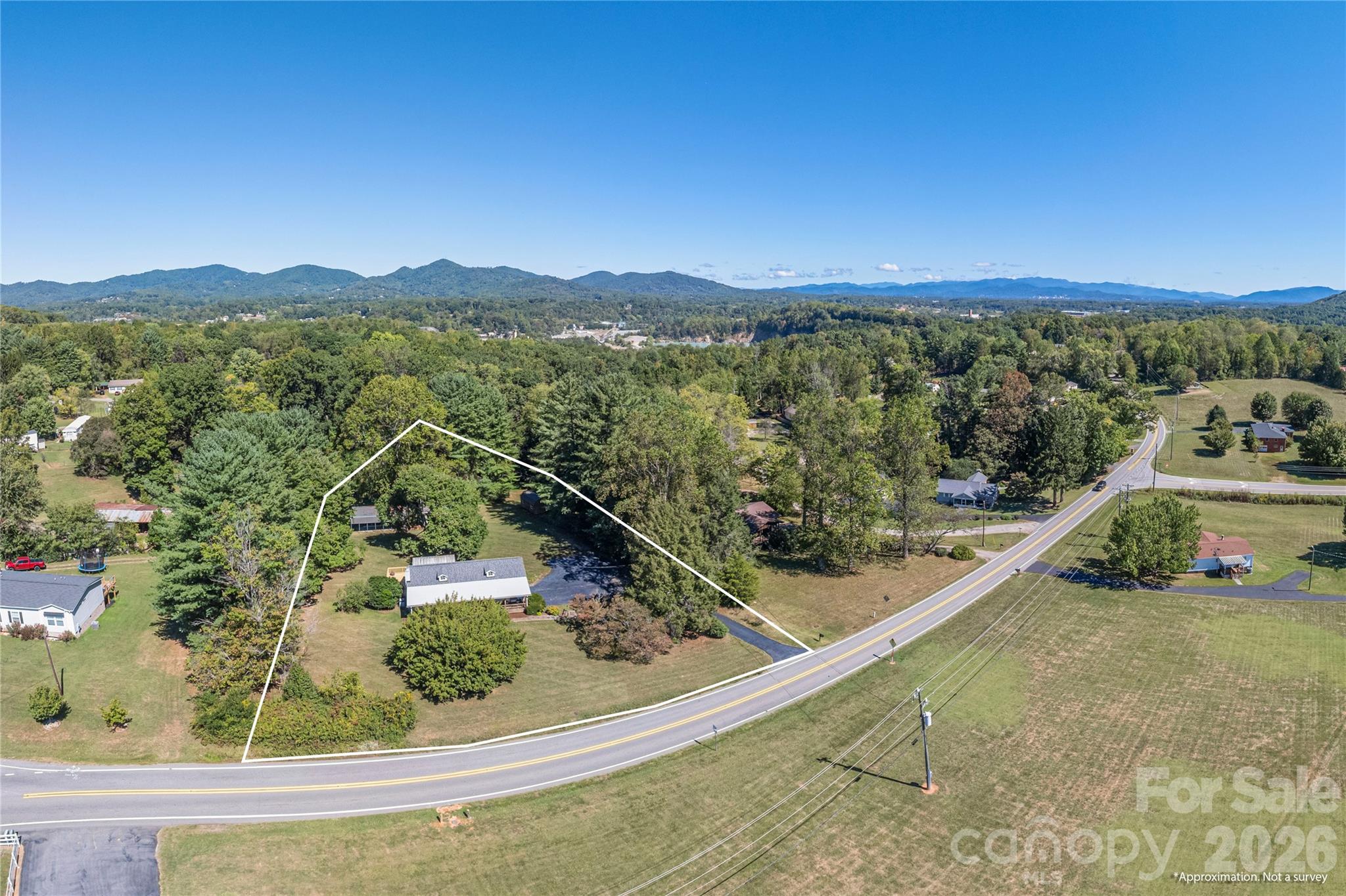 main property photo 31