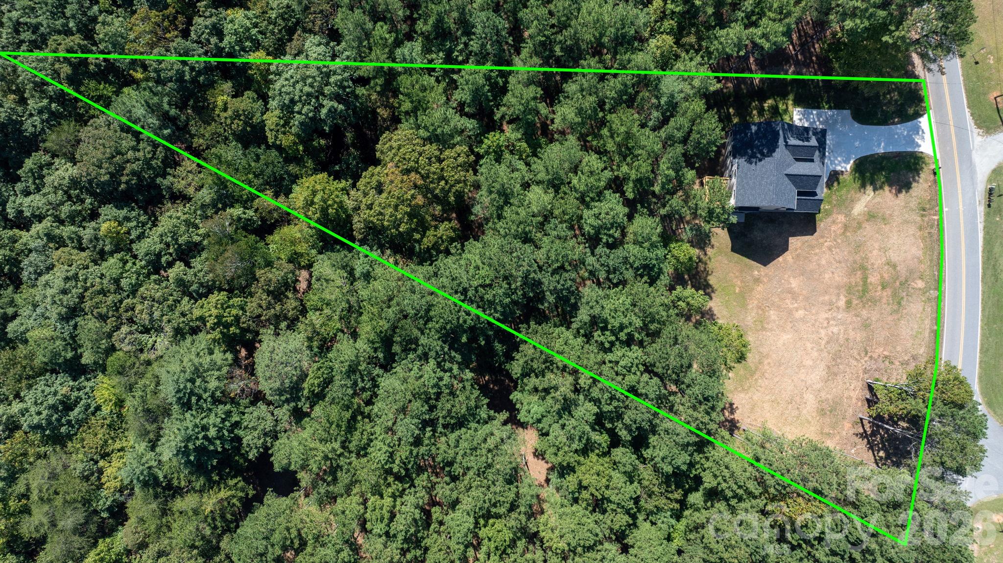 main property photo 41