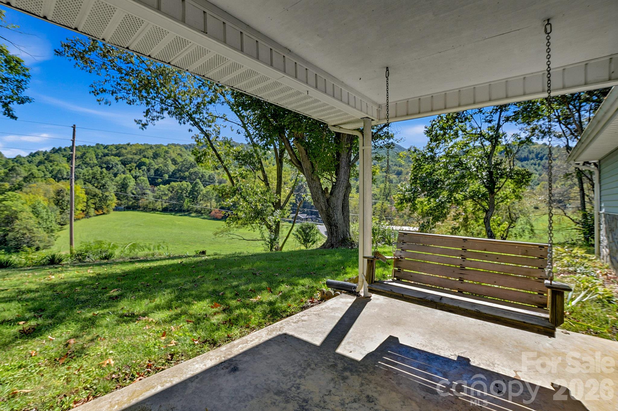 main property photo 6