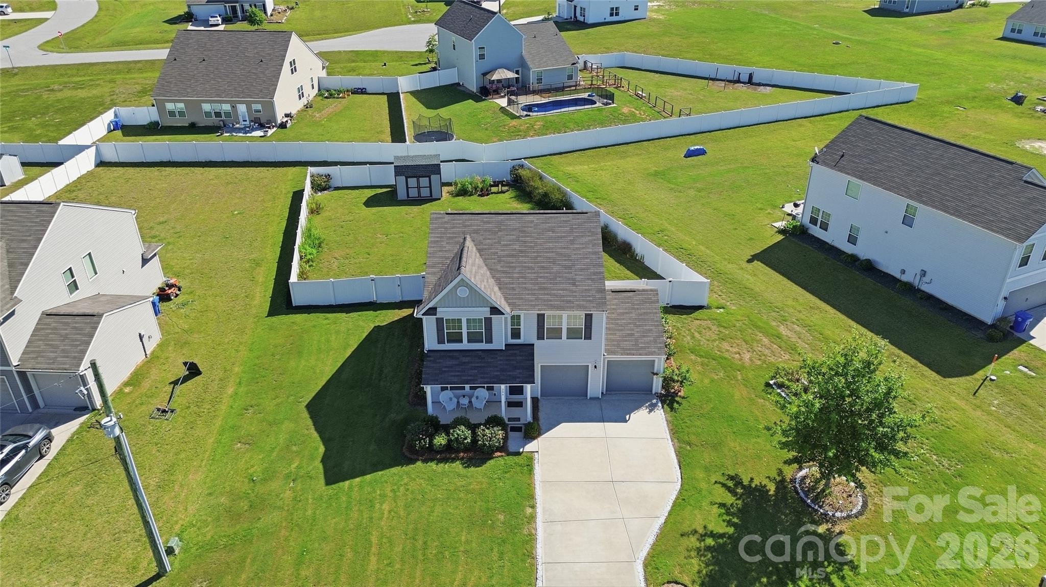 main property photo 38