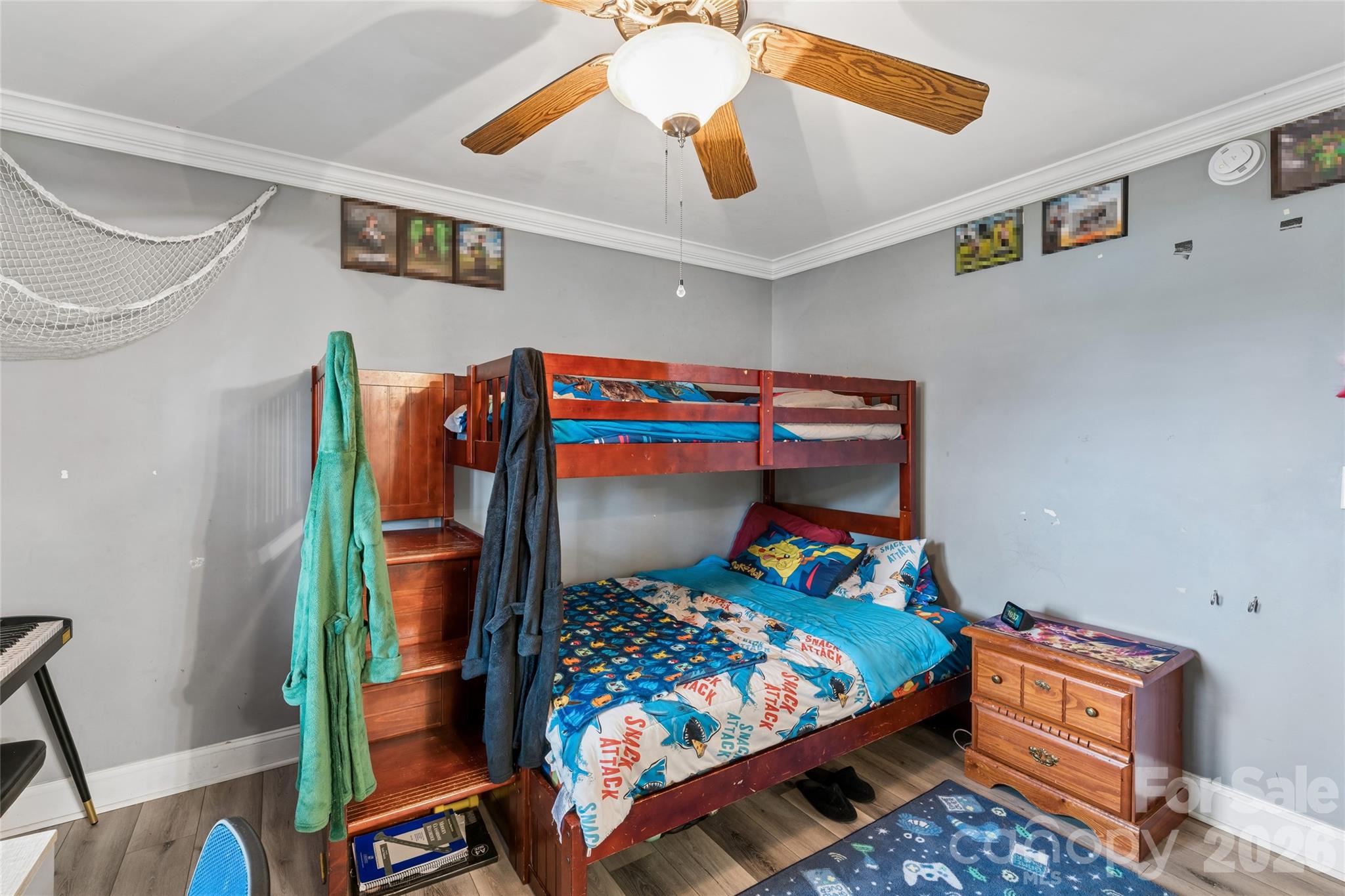 main property photo 16