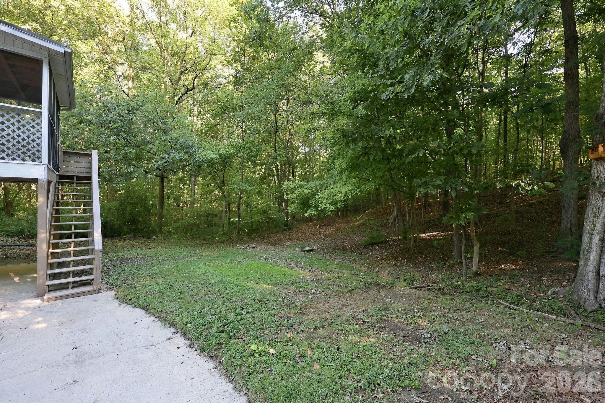 main property photo 31