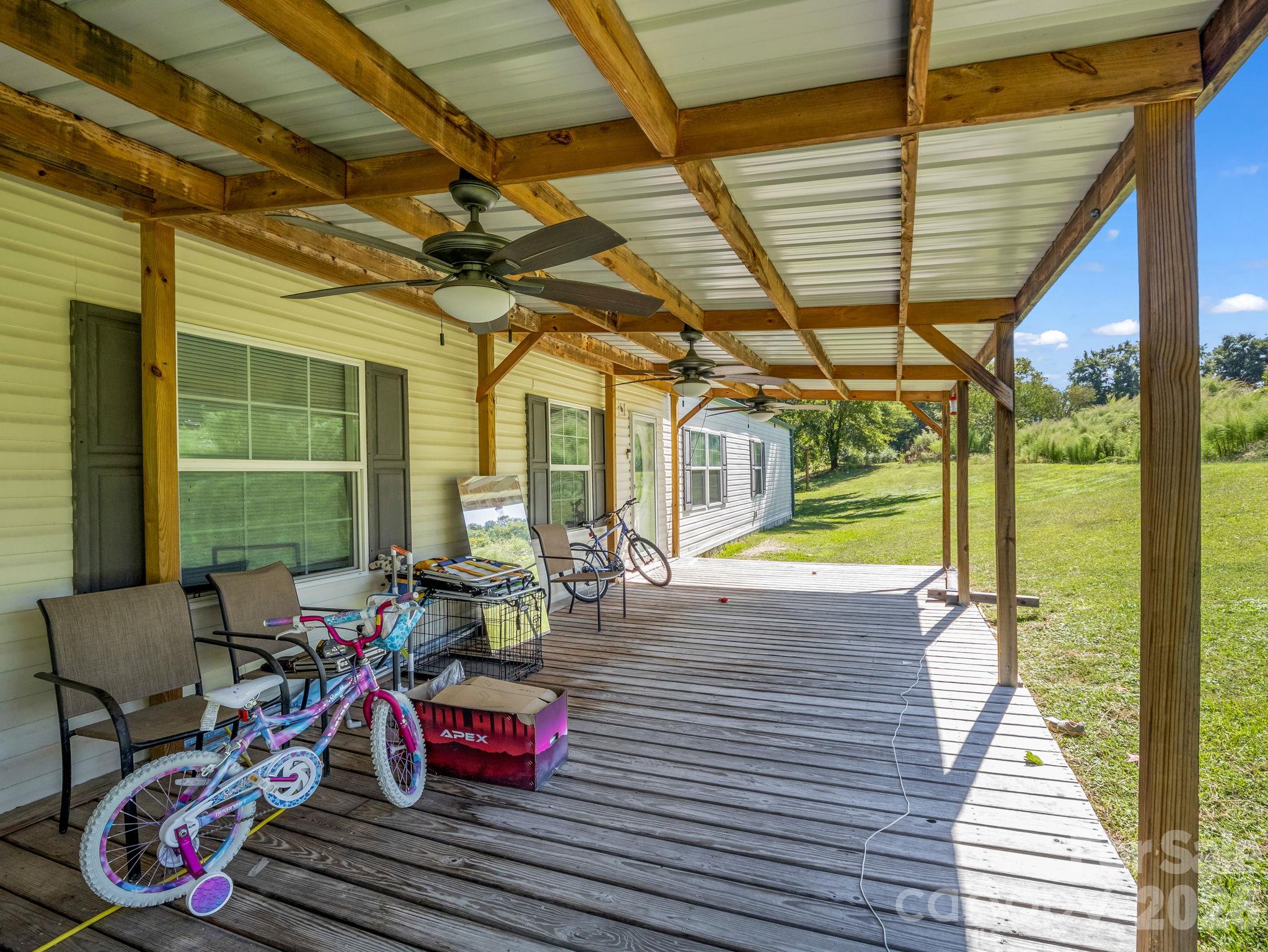 main property photo 29