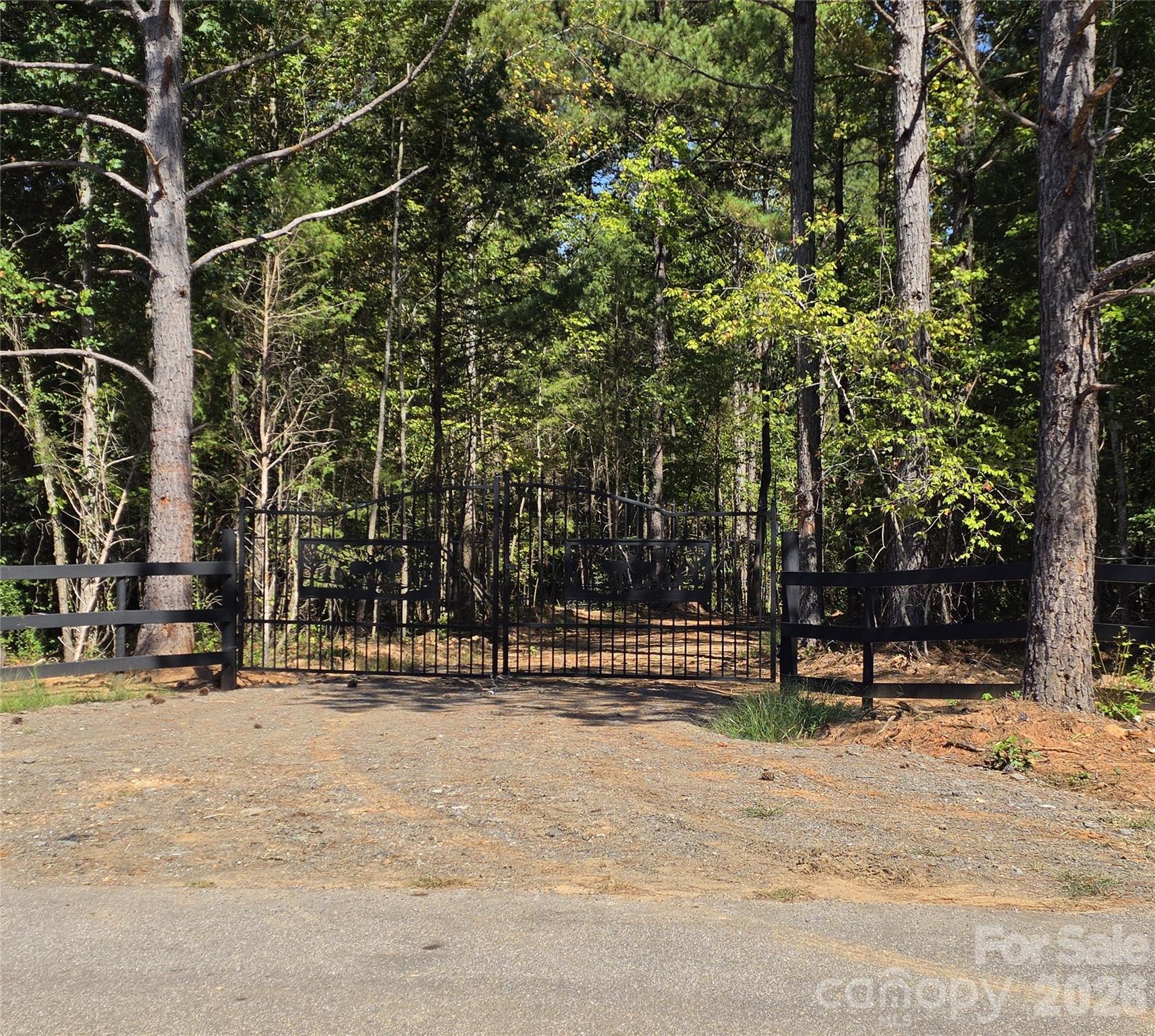 main property photo 41