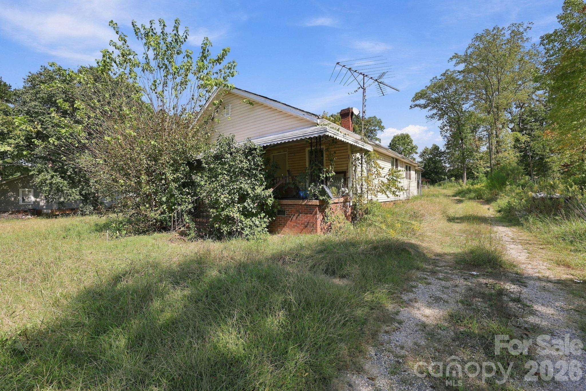main property photo 15