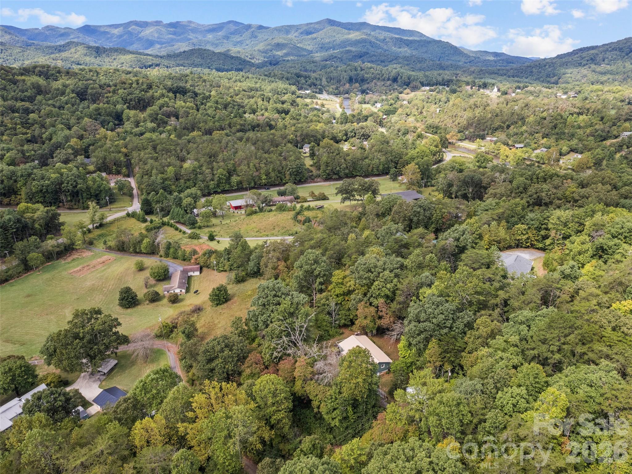 main property photo 10