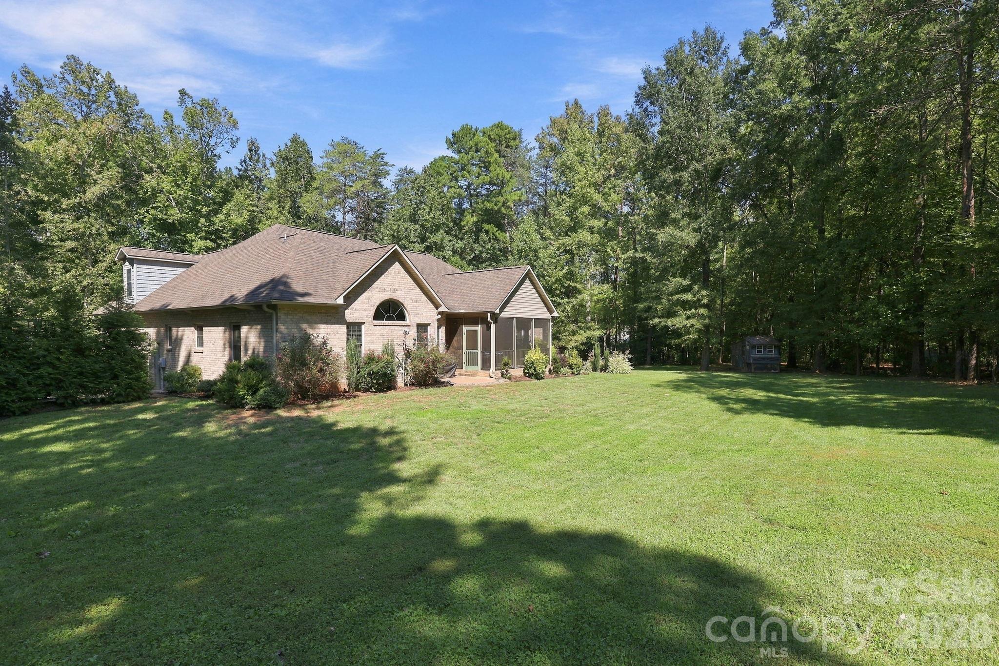 main property photo 29