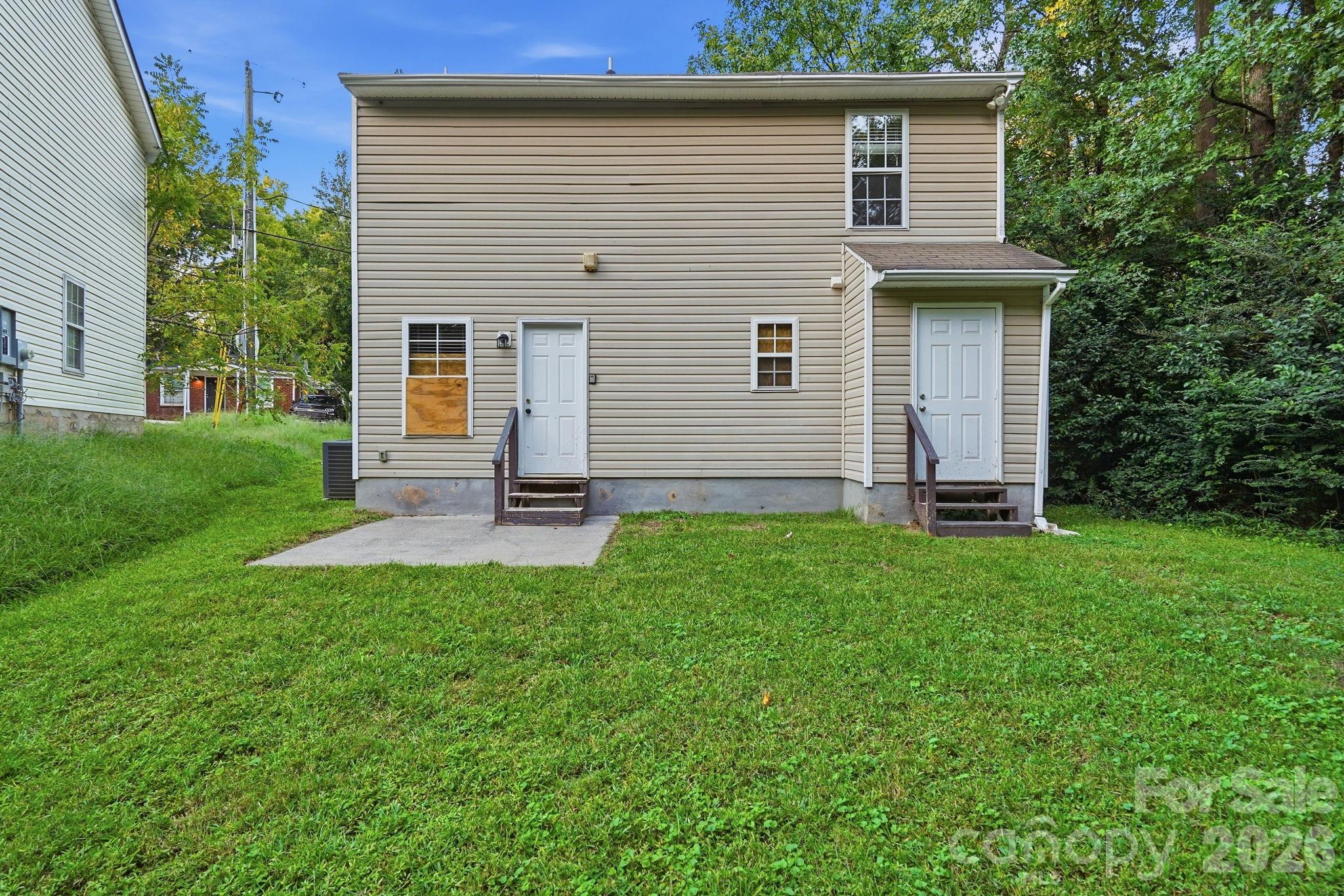 main property photo 27